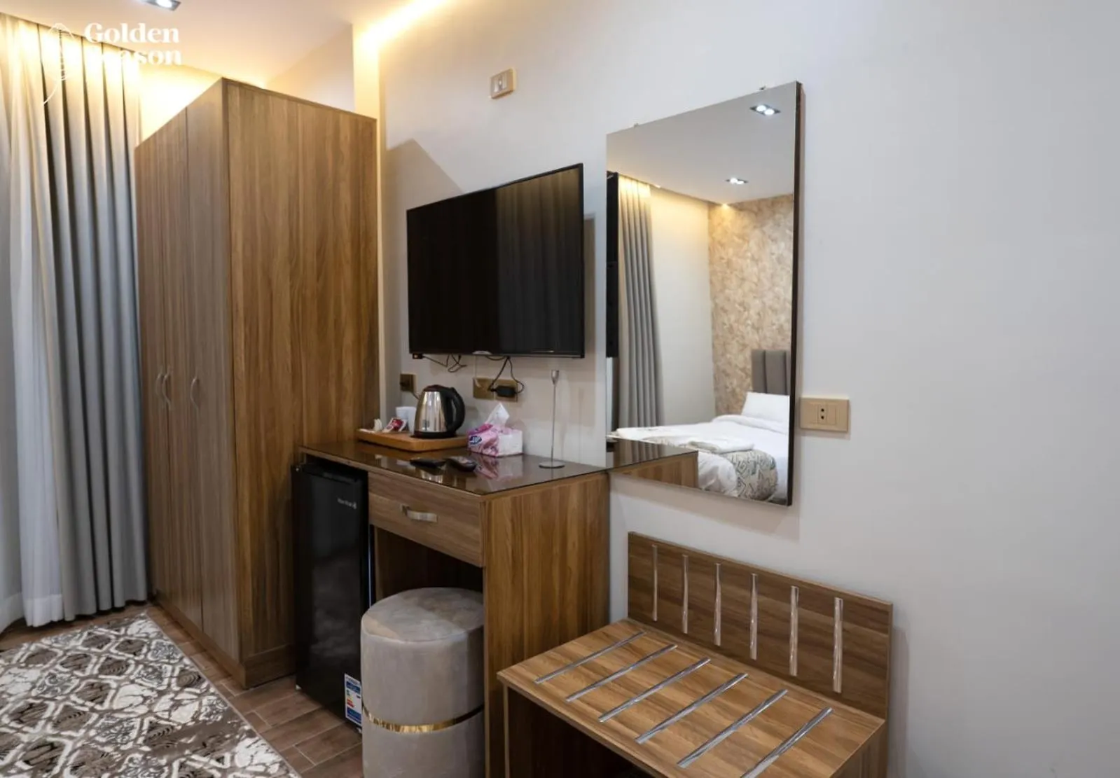 TV and multimedia, Bed in Golden Season Hotel