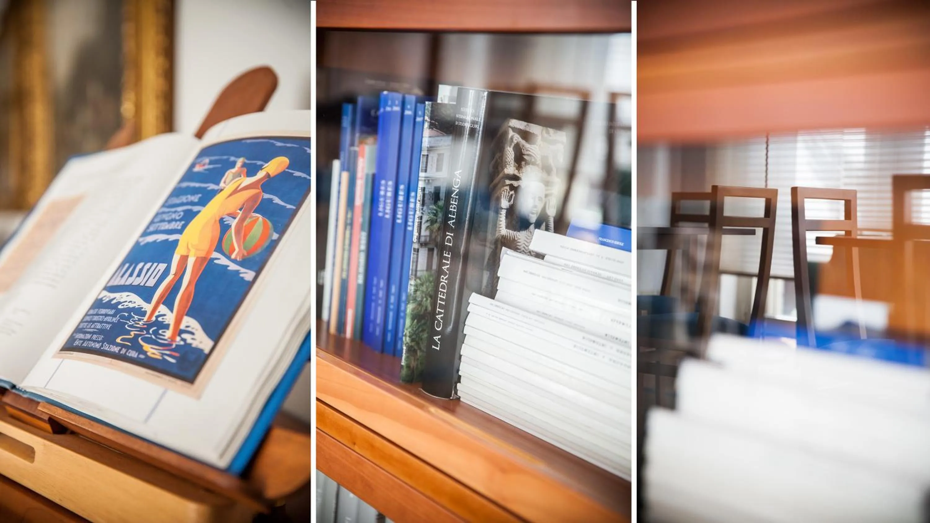Library, Bed in Hotel Beau Sejour