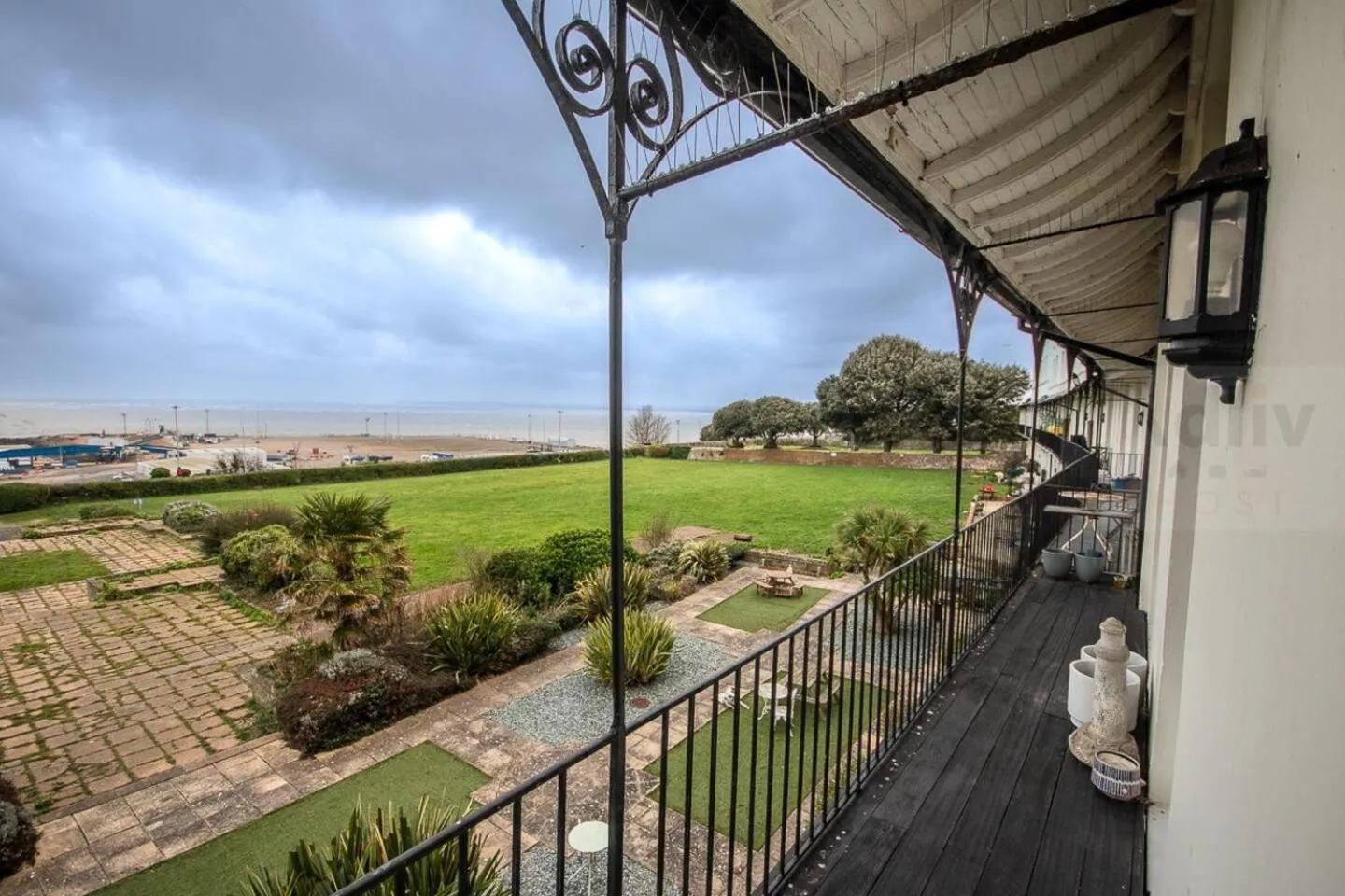 Historic Seaview Gem in Ramsgate by Adliv