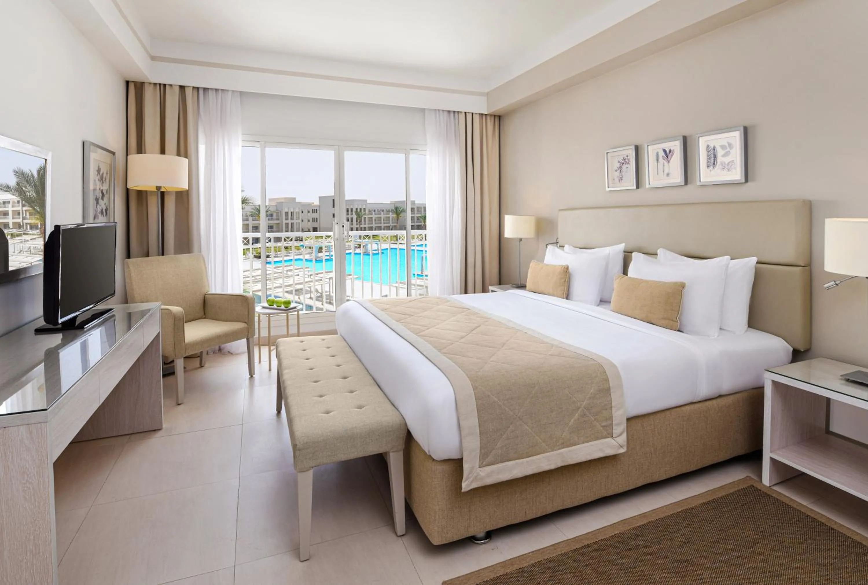 Photo of the whole room, Bed in JAZ Aquaviva