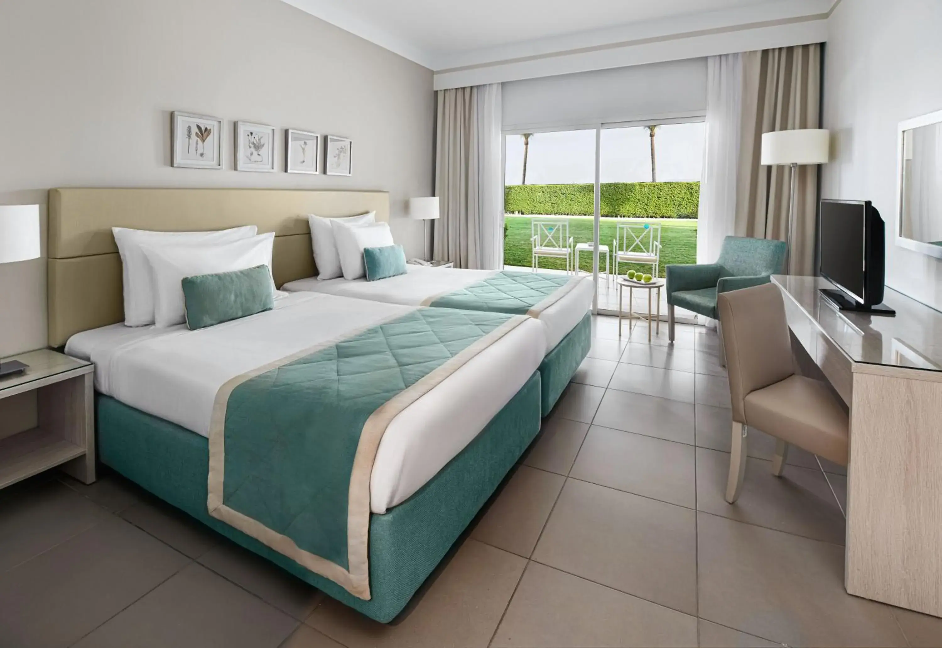 Deluxe Twin, Pool View in JAZ Aquaviva Deluxe Twin, Pool View in JAZ Aquaviva