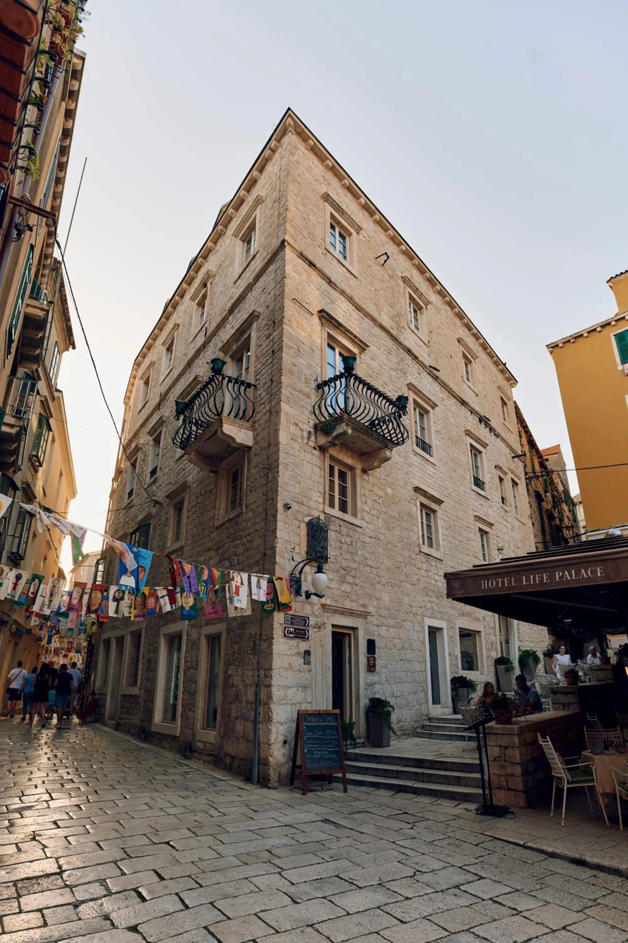 Facade/entrance in Heritage Hotel Life Palace