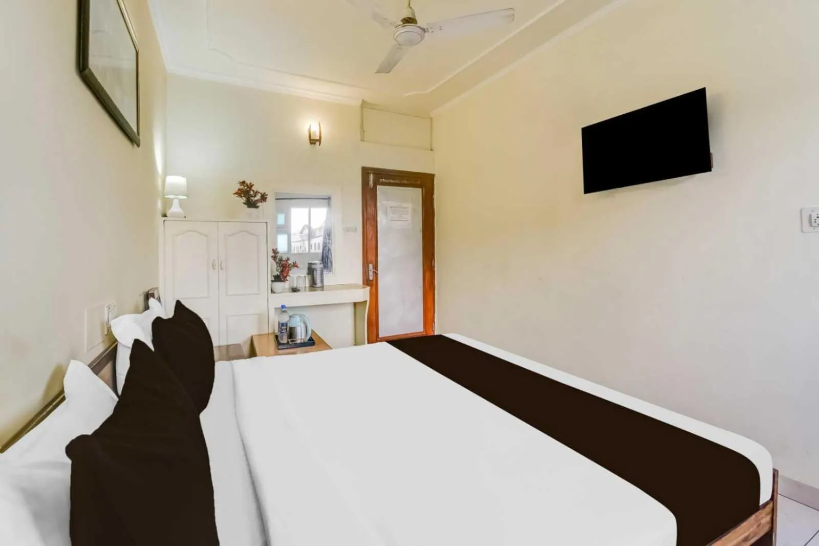 Super Hotel O Sindhi Camp Formerly Hotel Paul Avenue