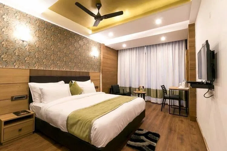 Bed in The Regal Hotel & Lounge