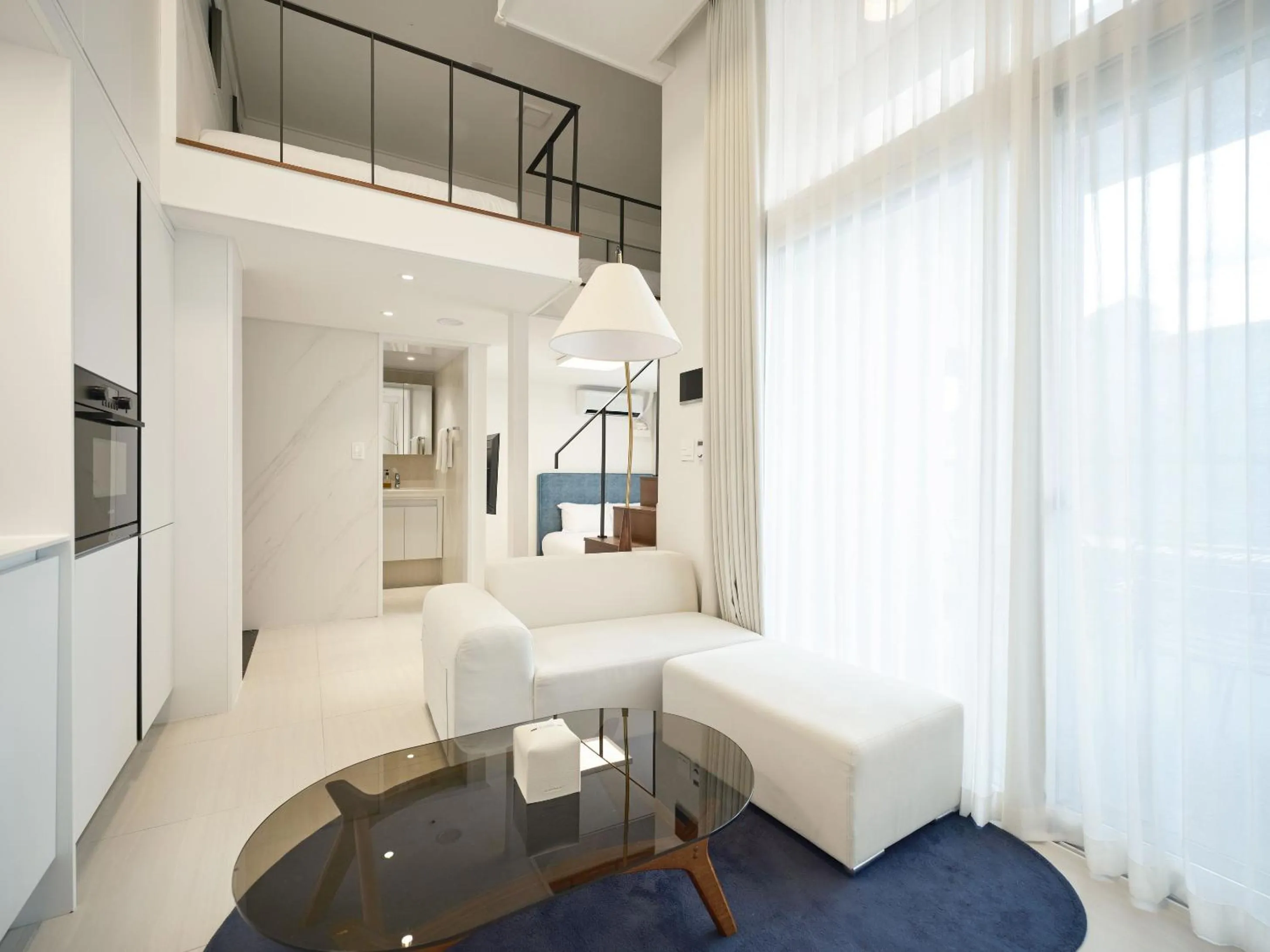 Bed in UH FLAT Signature GANGNAM