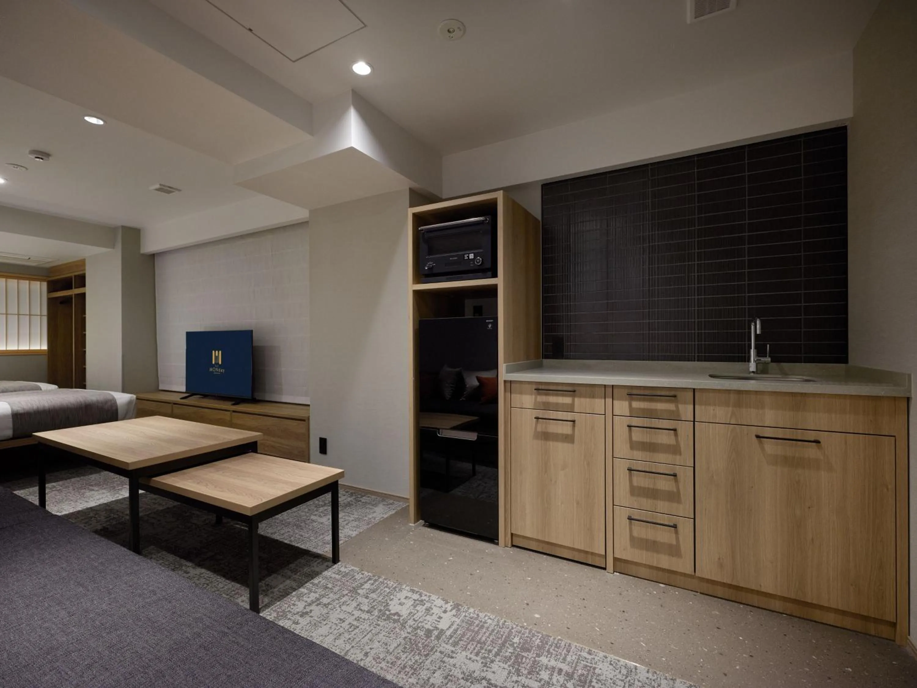 Premium Apart MONday GINZA EAST