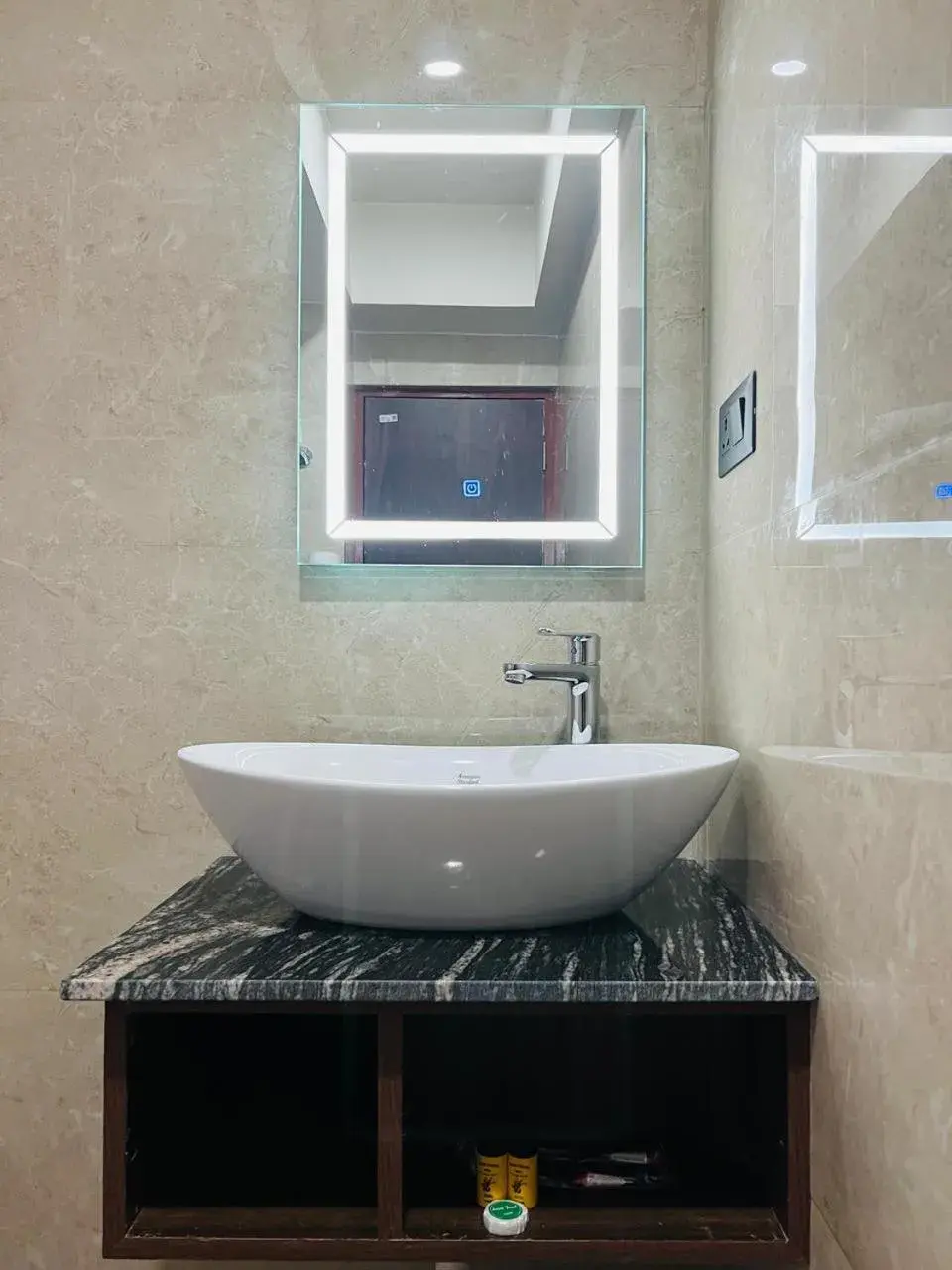 Standard Single Room in Harsha Boutique Hotel Standard Single Room in Harsha Boutique Hotel