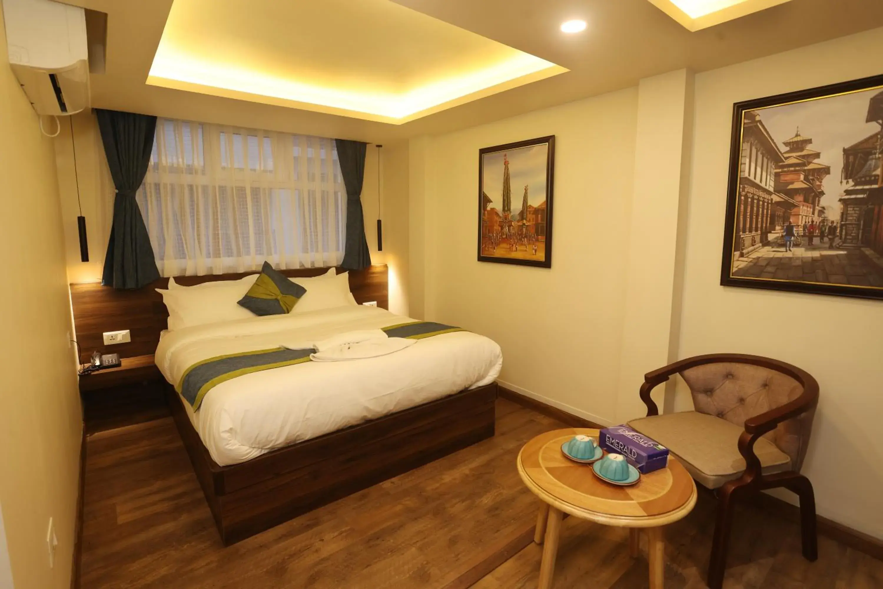 Deluxe Single Room in Harsha Boutique Hotel Deluxe Single Room in Harsha Boutique Hotel