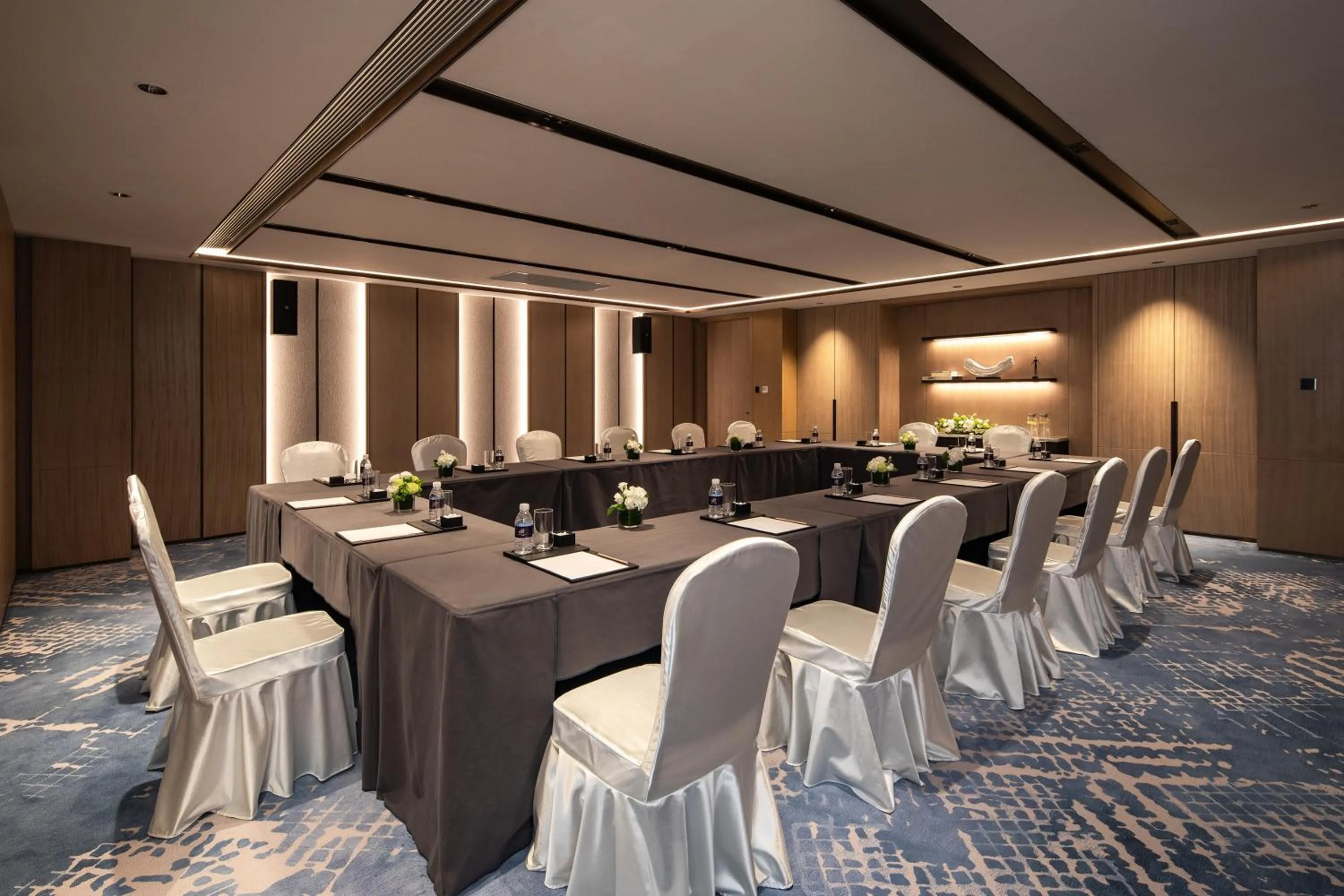 Meeting/conference room in Shanghai Expo RiverSide Hotel