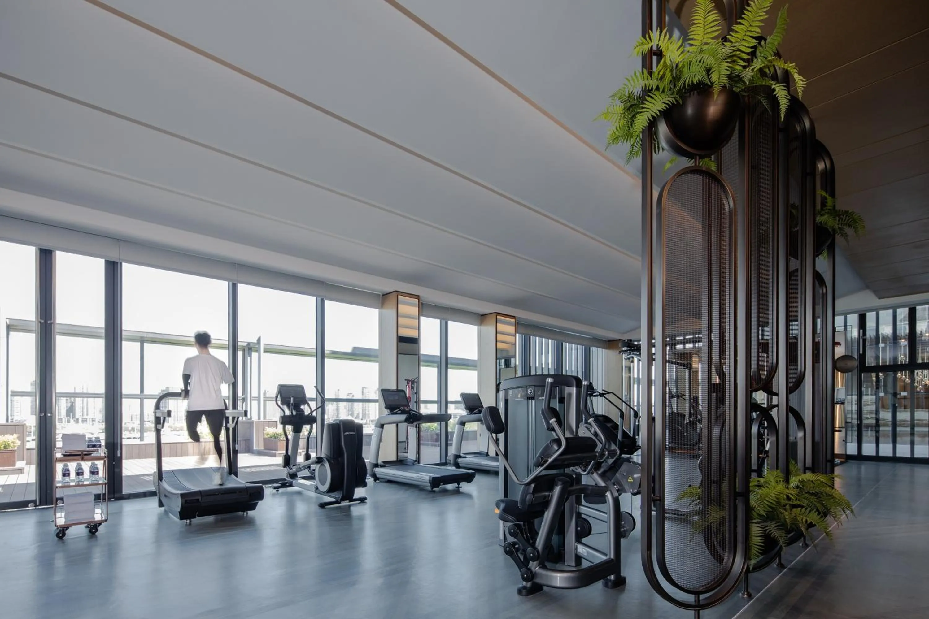 Fitness centre/facilities in Shanghai Expo RiverSide Hotel