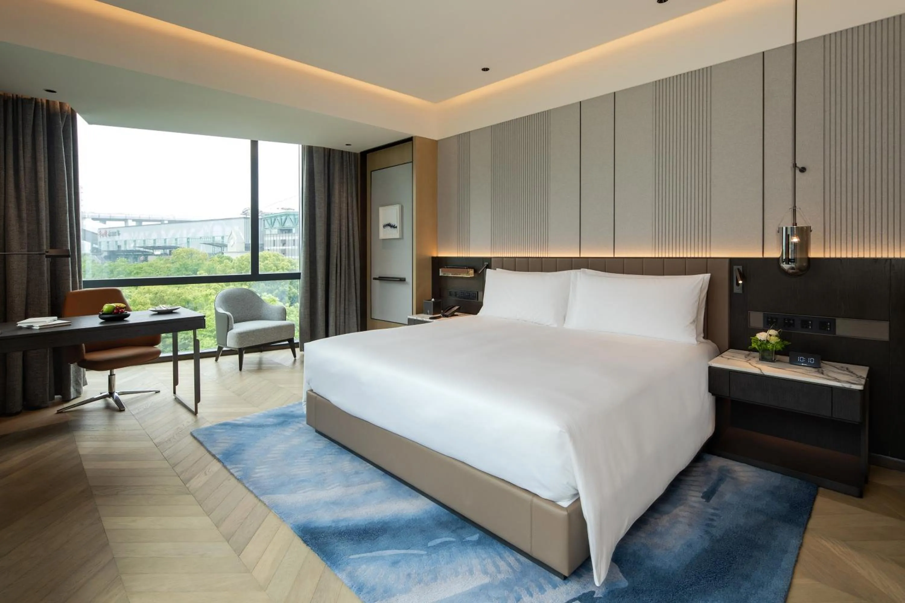 City view, Bed in Shanghai Expo RiverSide Hotel