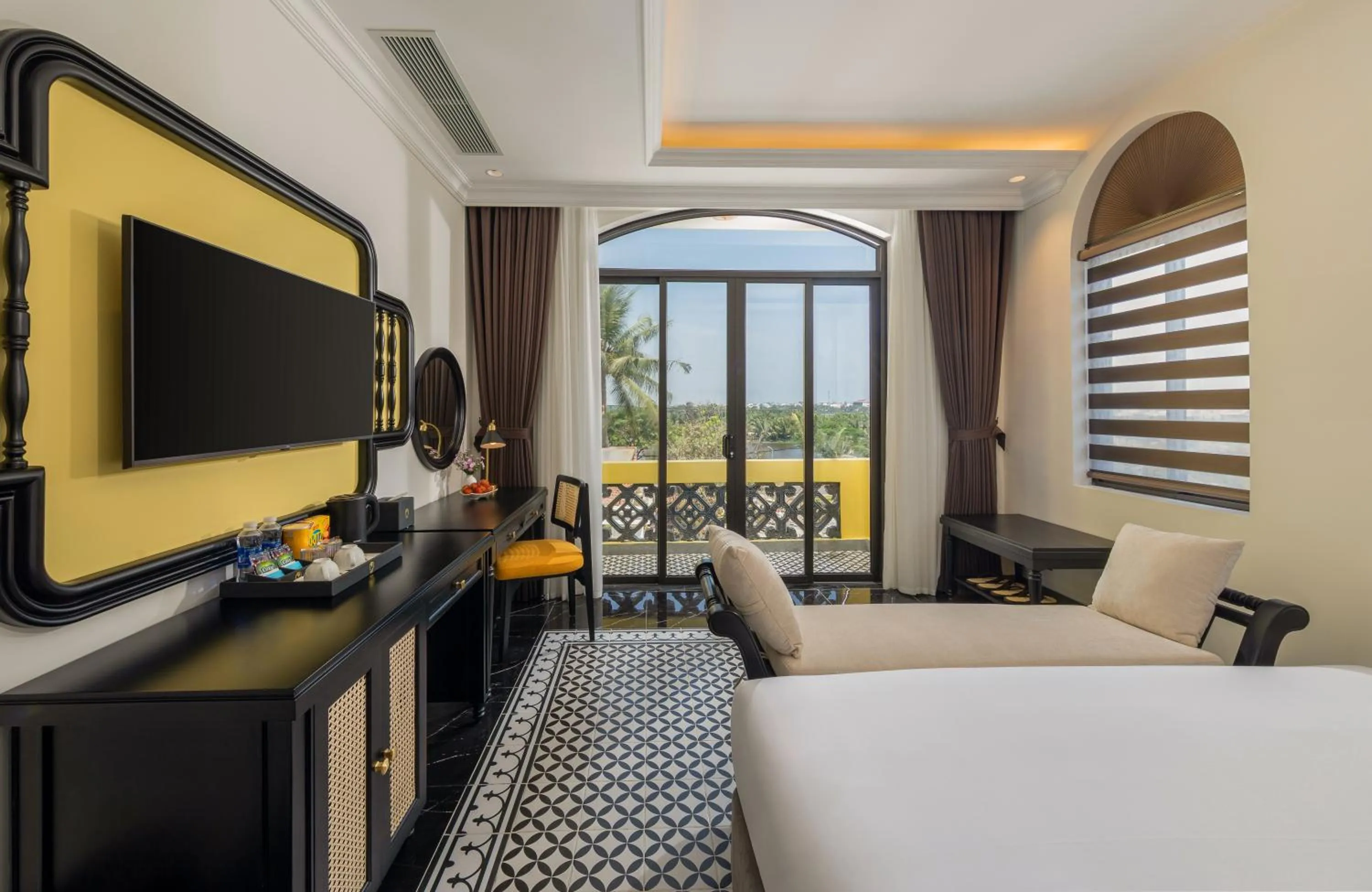Bed in Nesta Hoian Resort & Spa