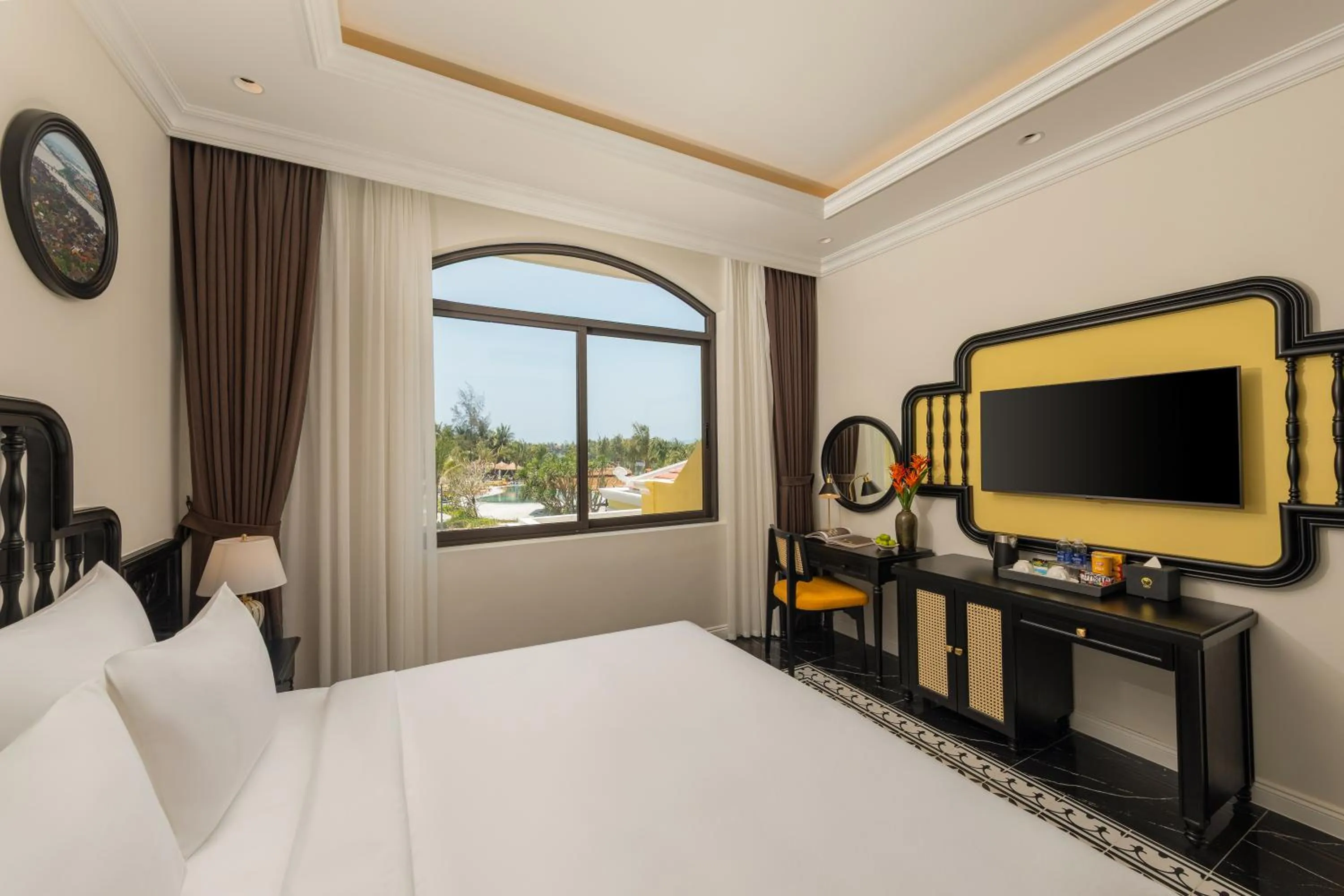 TV and multimedia, Bed in Nesta Hoian Resort & Spa