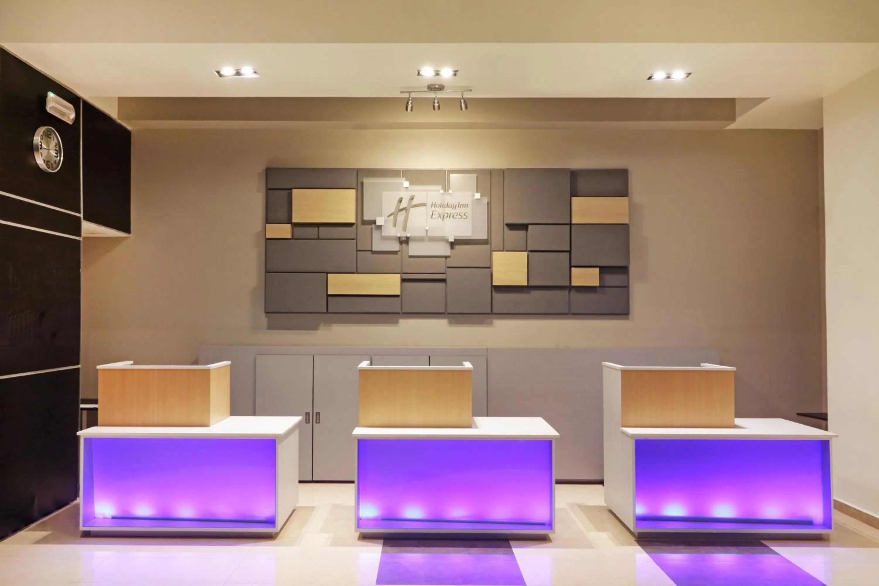 Property building in Holiday Inn Express - Tuxpan by IHG