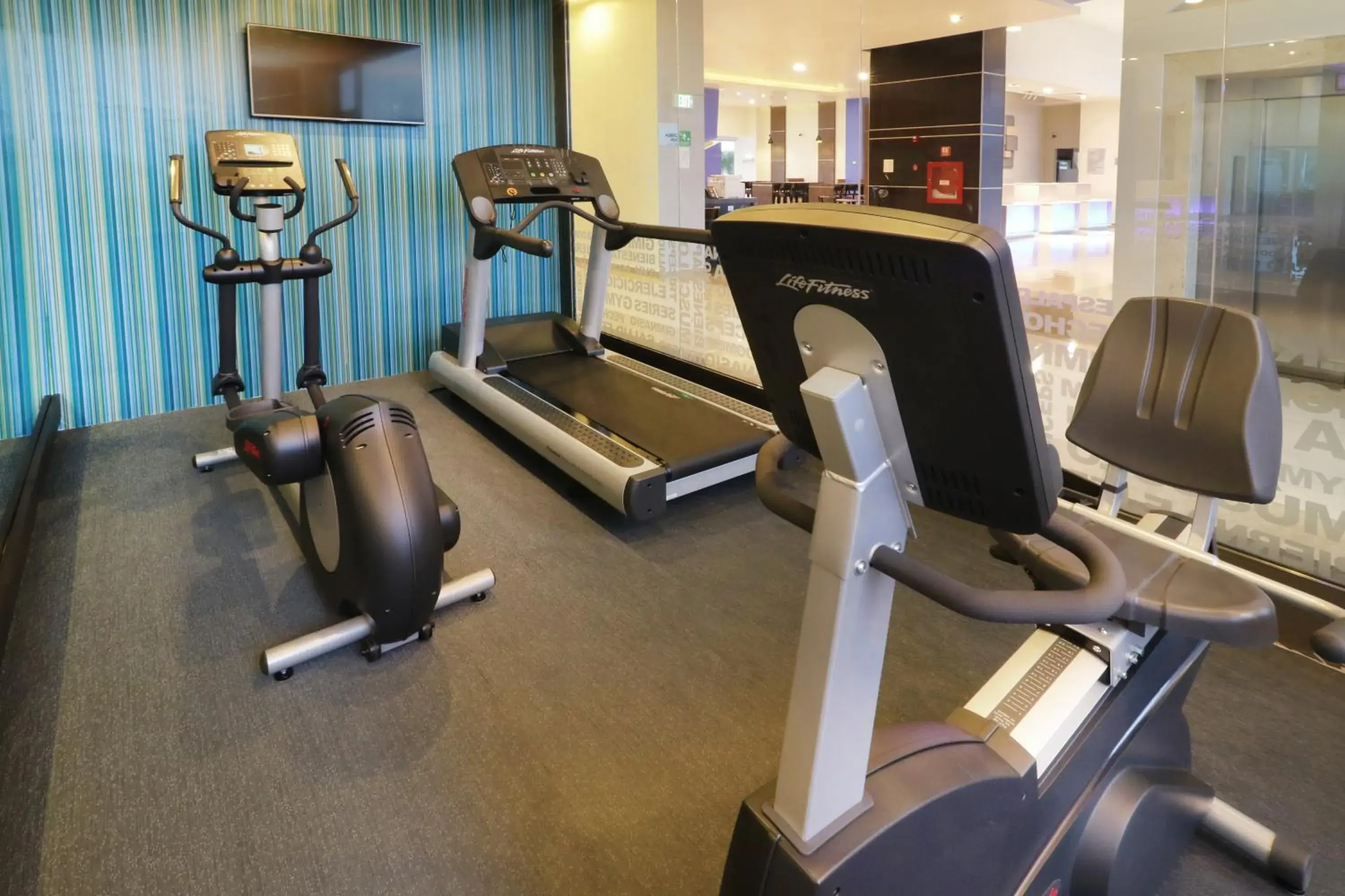 Fitness centre/facilities in Holiday Inn Express - Tuxpan by IHG Fitness centre/facilities in Holiday Inn Express - Tuxpan by IHG