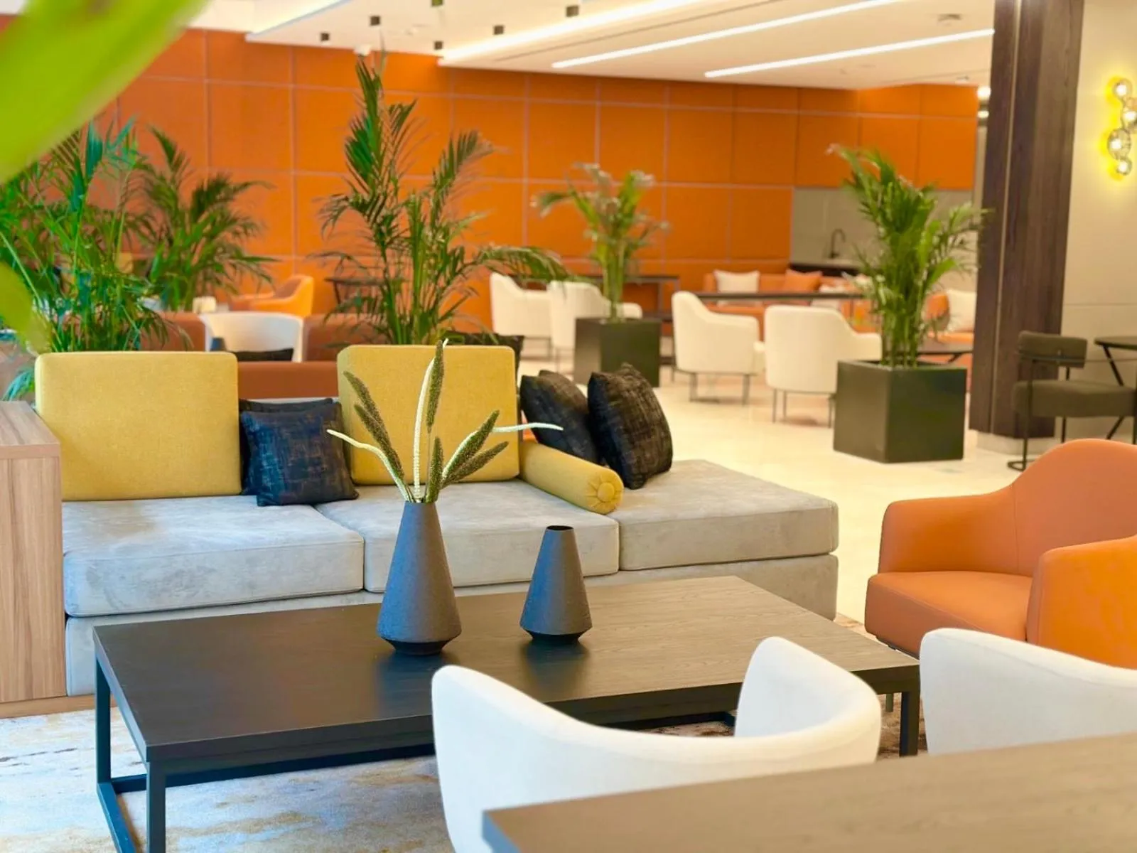 Restaurant/places to eat in Swisstouches Hotel Amman