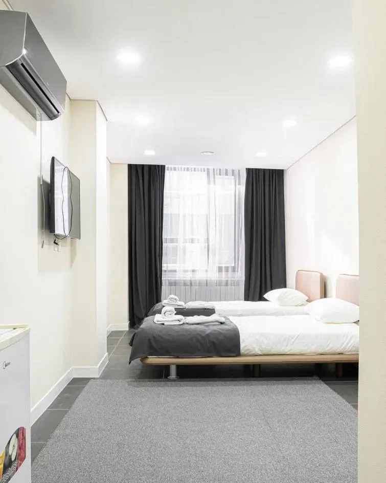 TV and multimedia, Bed in HIGHVILL Hotel by AG Hotels Group
