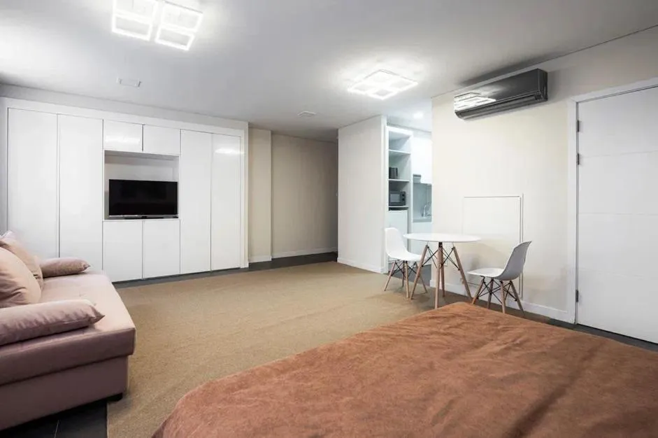 Bed in HIGHVILL Hotel by AG Hotels Group