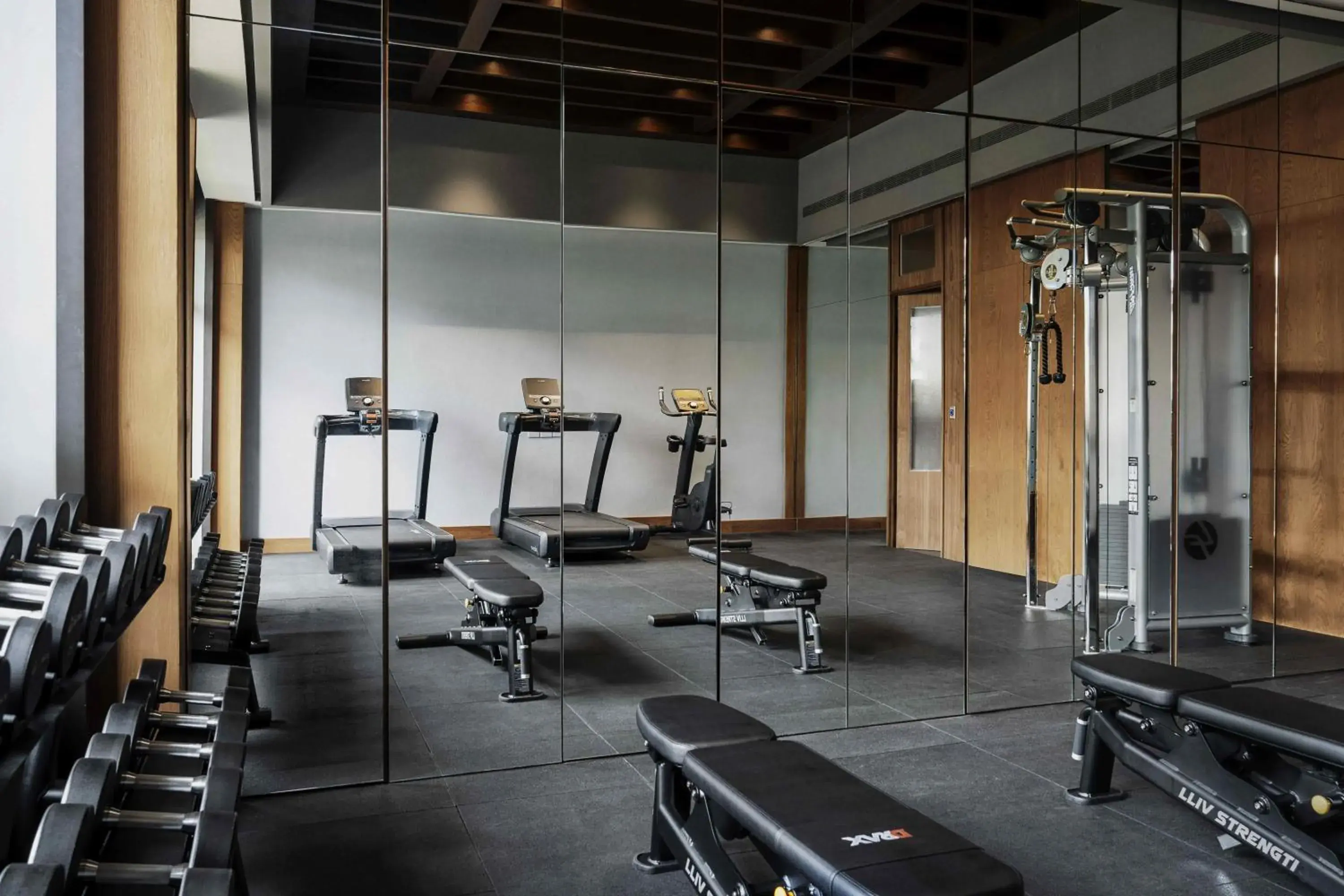 Fitness centre/facilities in HYATT - EPISODE Daan Taipei, jdv by Hyatt Fitness centre/facilities in HYATT - EPISODE Daan Taipei, jdv by Hyatt