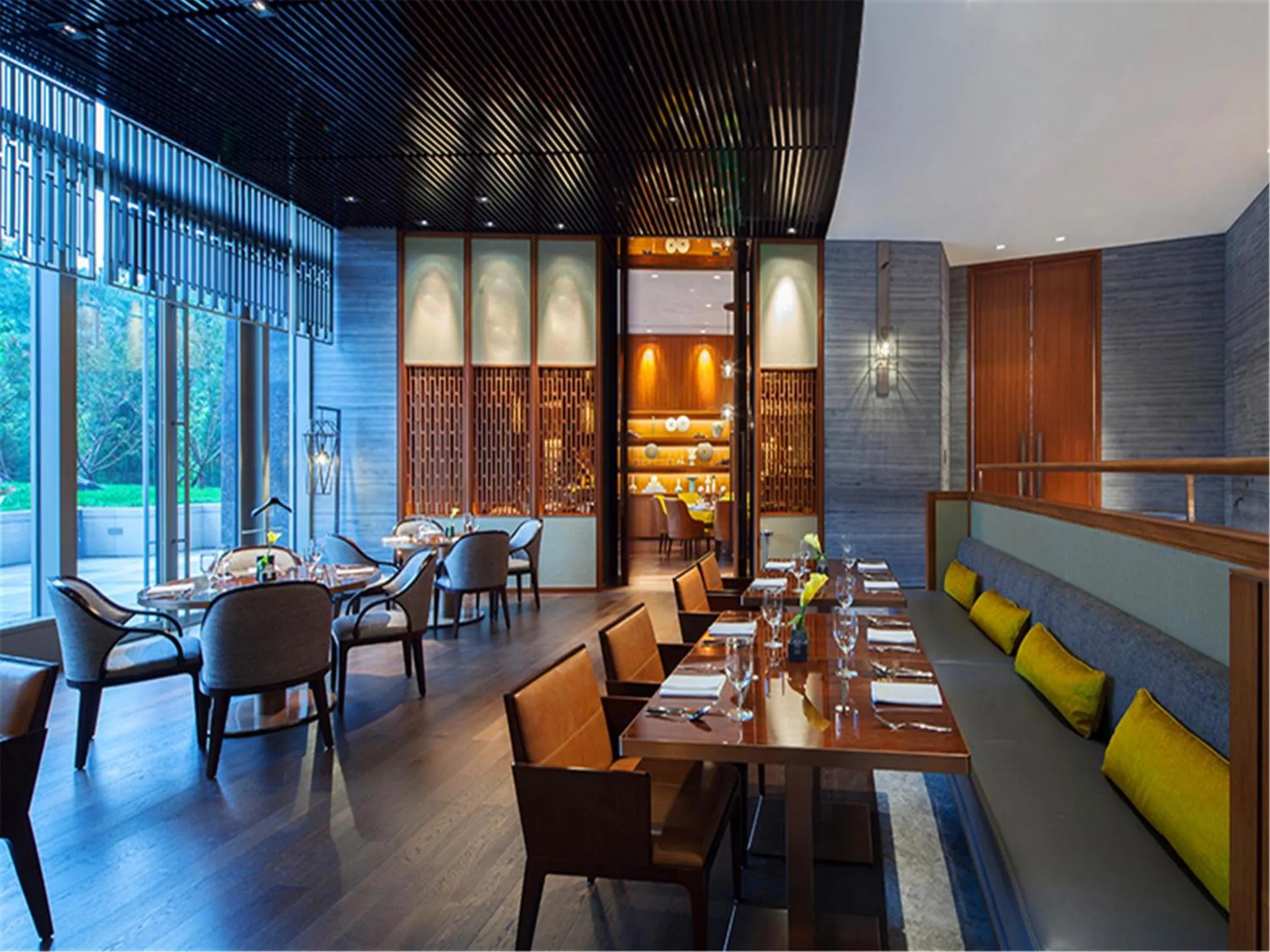 Restaurant/places to eat in NUO Hotel Beijing