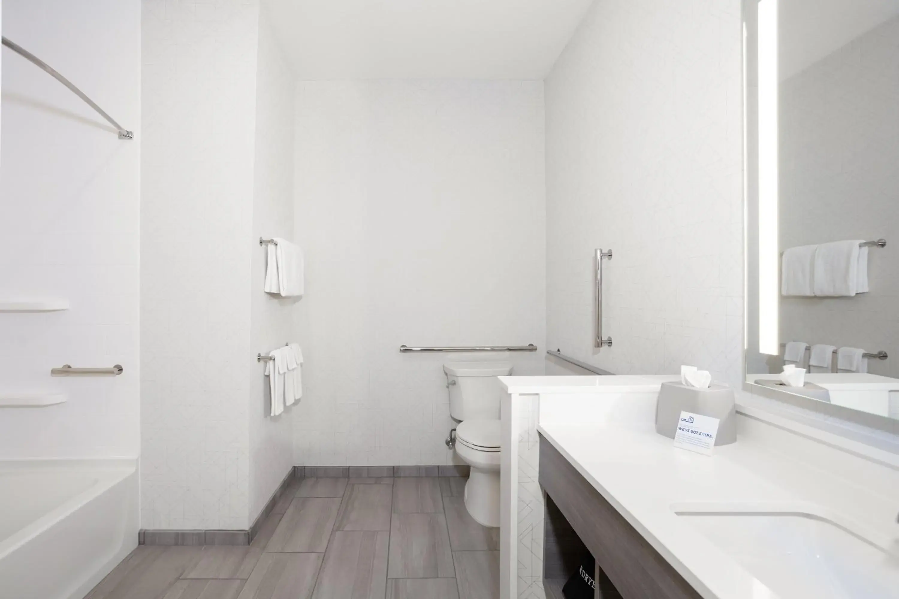 King Room - Mobility Access/Hearing Accessible in Holiday Inn Express & Suites Charlotte - Airport Area King Room - Mobility Access/Hearing Accessible in Holiday Inn Express & Suites Charlotte - Airport Area