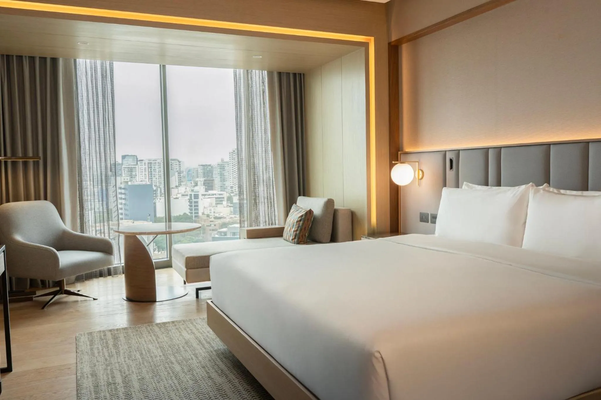 Photo of the whole room, Bed in InterContinental Hotels Real Lima Miraflores by IHG