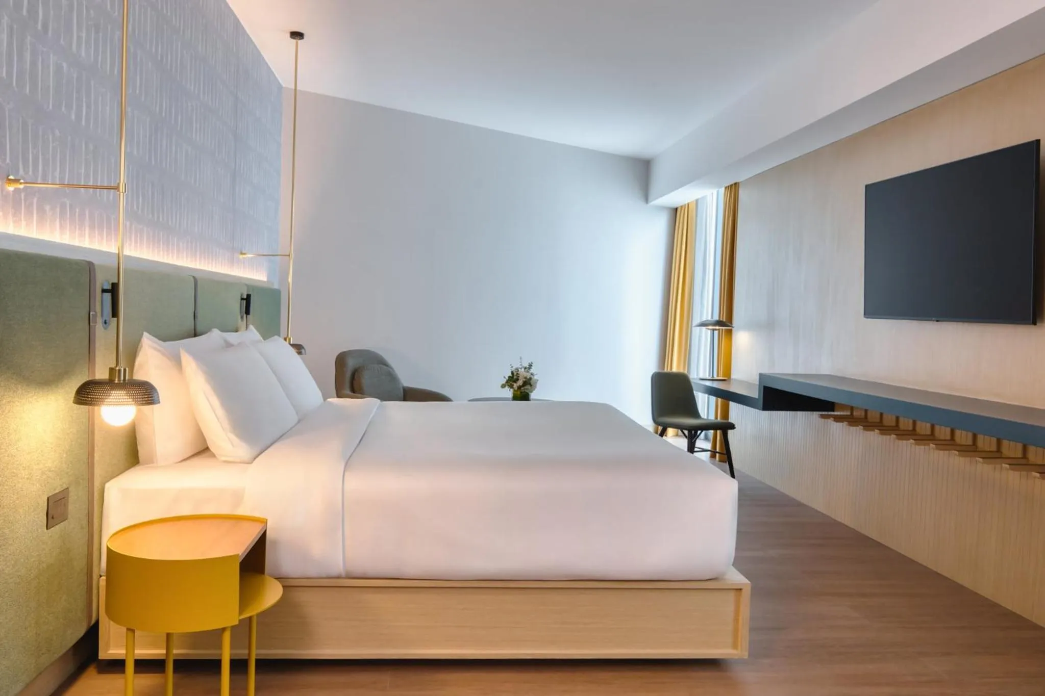 Photo of the whole room, Bed in Hotel Indigo Lima Miraflores by IHG