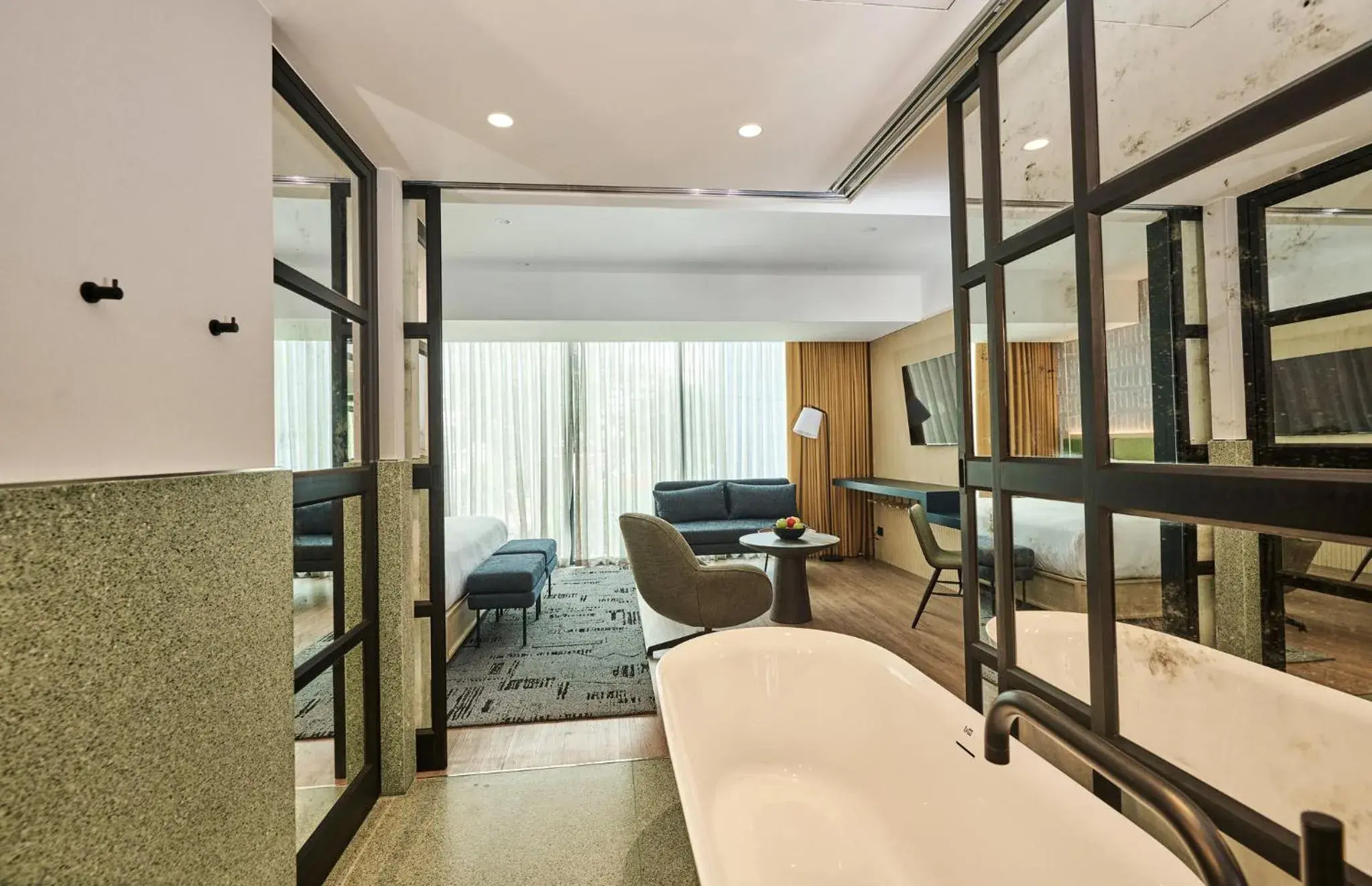 Photo of the whole room in Hotel Indigo Lima Miraflores by IHG Photo of the whole room in Hotel Indigo Lima Miraflores by IHG