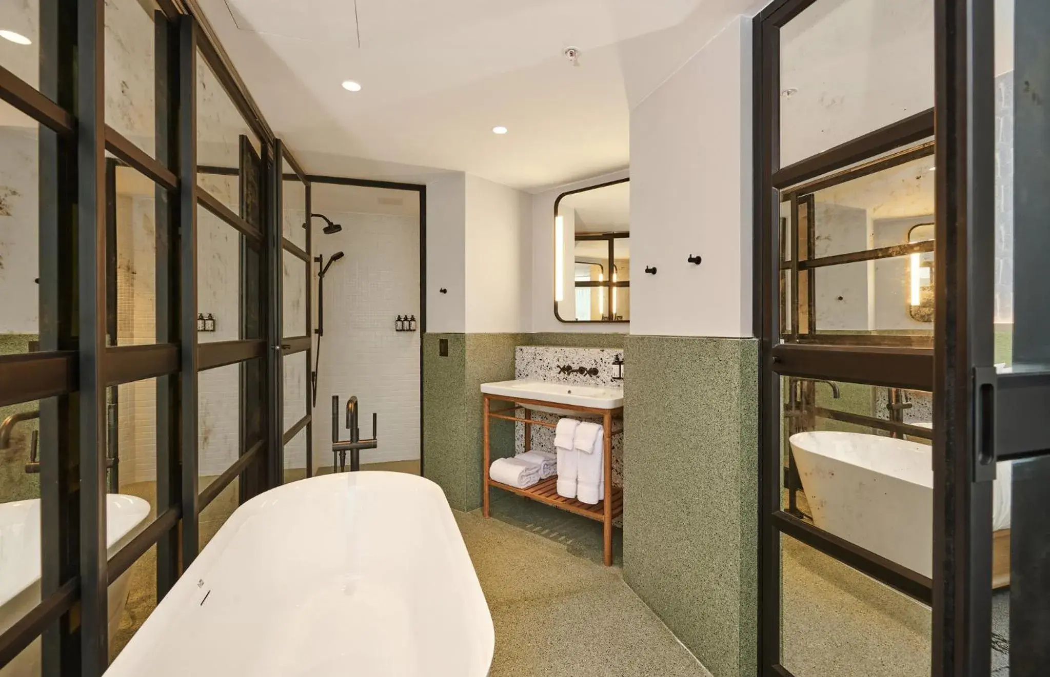 Photo of the whole room in Hotel Indigo Lima Miraflores by IHG Photo of the whole room in Hotel Indigo Lima Miraflores by IHG