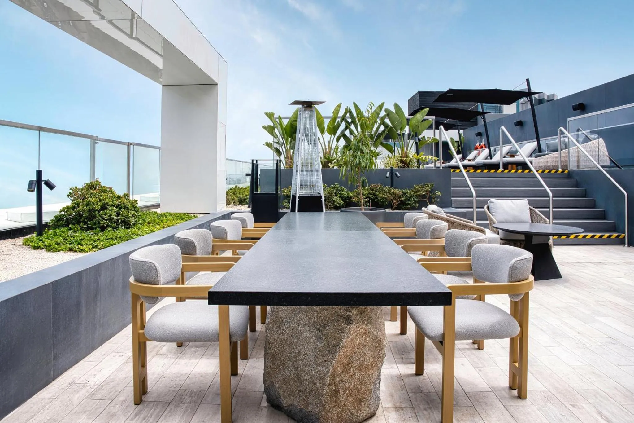 Restaurant/places to eat in Hotel Indigo Lima Miraflores by IHG