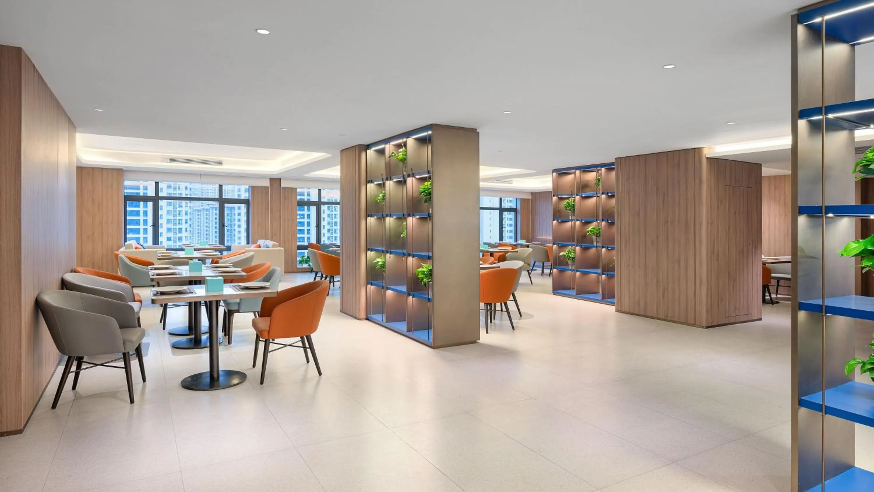 Restaurant/places to eat in Holiday Inn Express Chenzhou Suxian by IHG