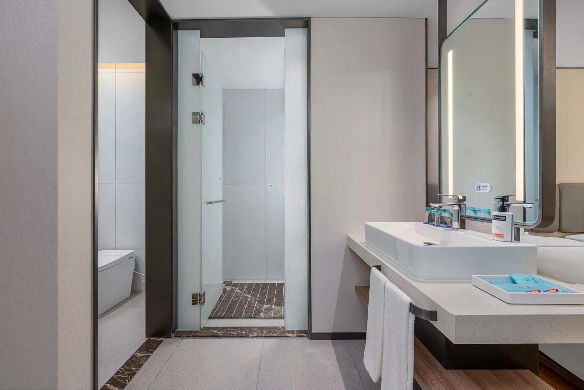 Bathroom in Holiday Inn Express Chenzhou Suxian by IHG