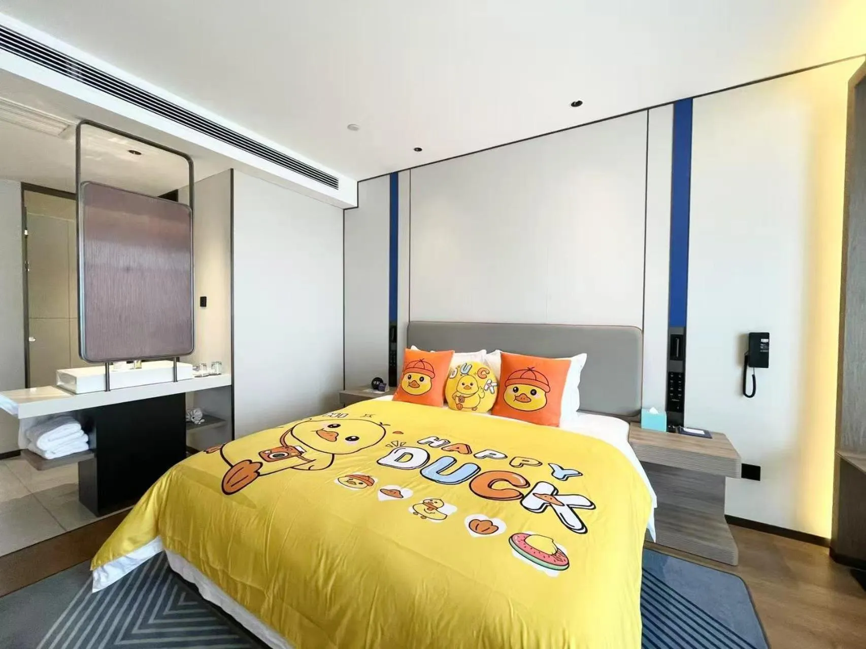 Bed in Holiday Inn Express Chenzhou Suxian by IHG