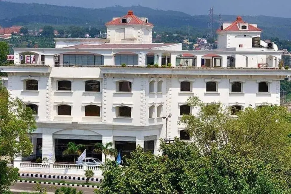 Property building in Inn Riviera Jammu Property building in Inn Riviera Jammu