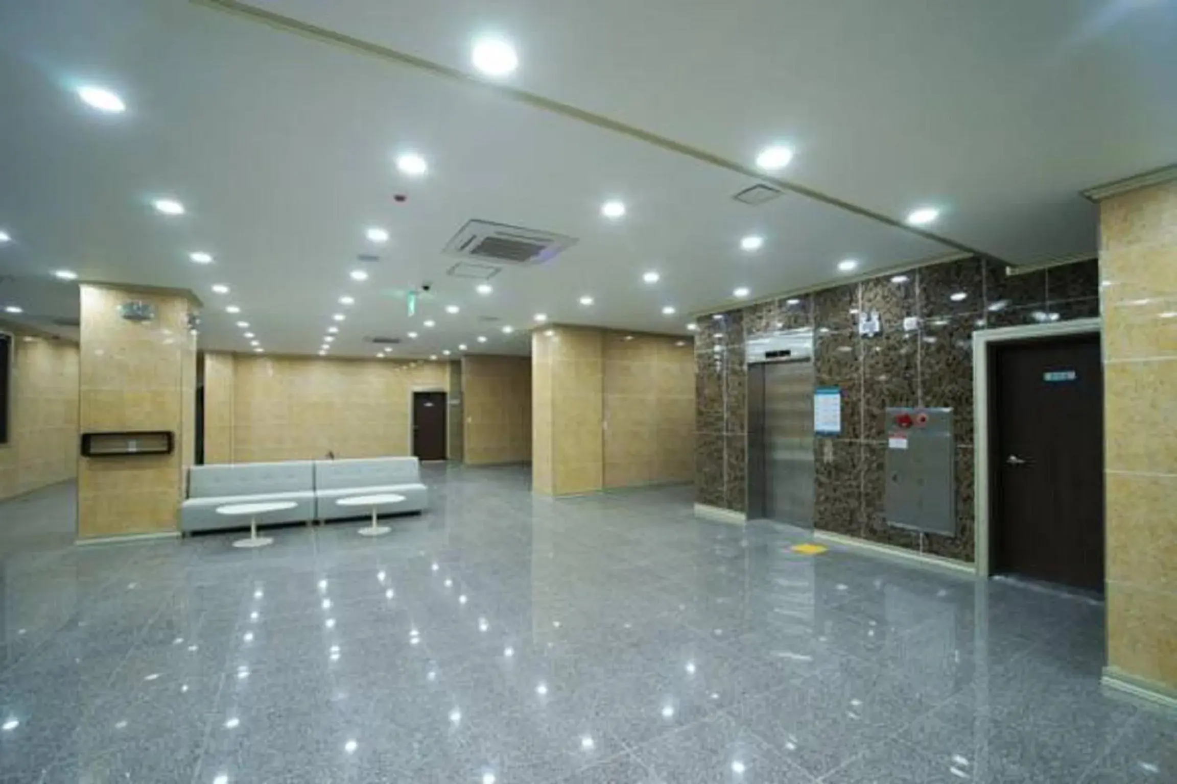 Lobby or reception in Seongsan Aqua Beach Hotel Lobby or reception in Seongsan Aqua Beach Hotel