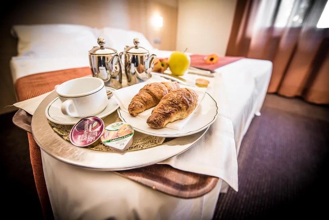 Breakfast in Villa Luisa