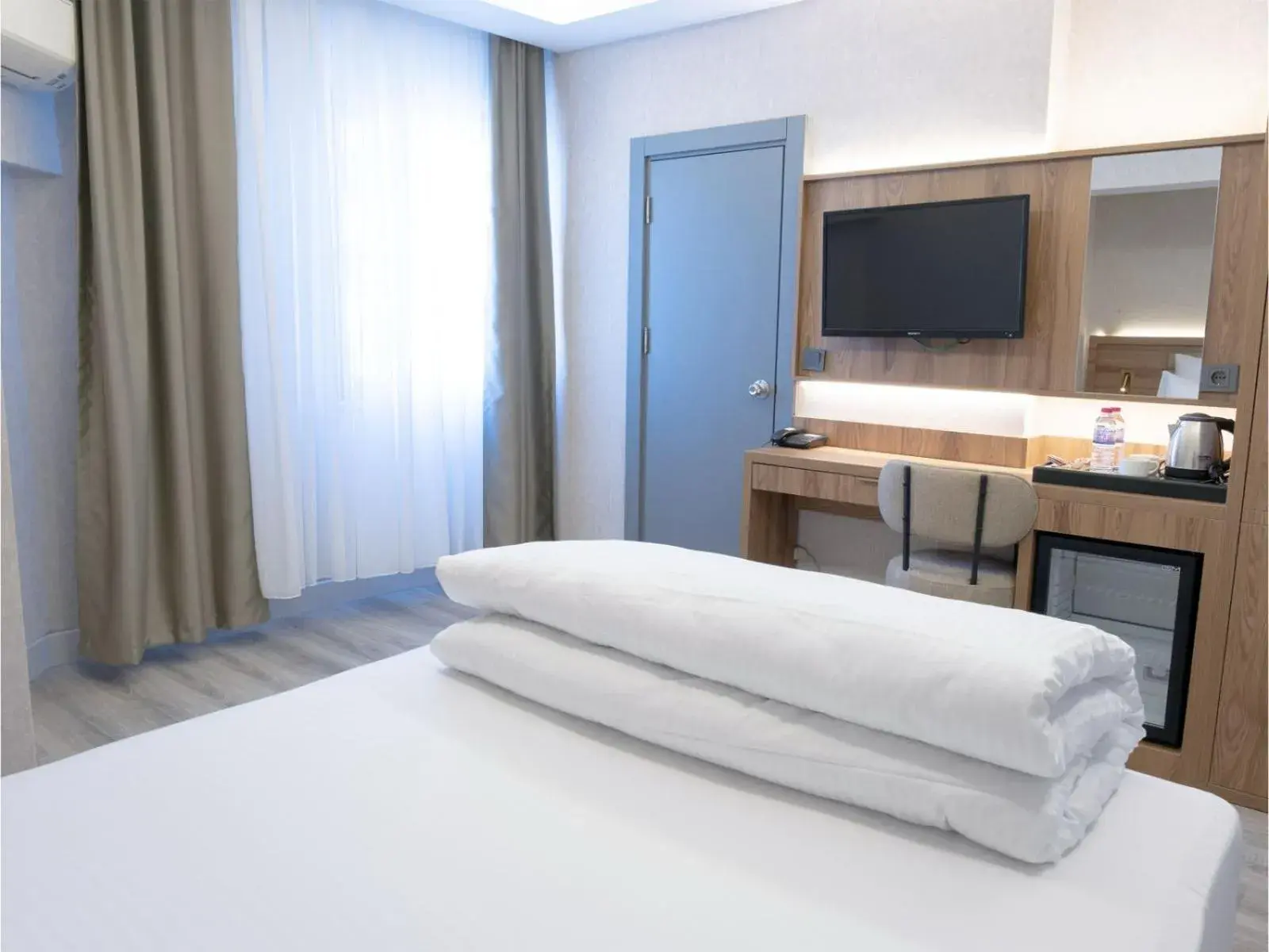 Standard Single Room with Shower in Optimal Hotel Standard Single Room with Shower in Optimal Hotel