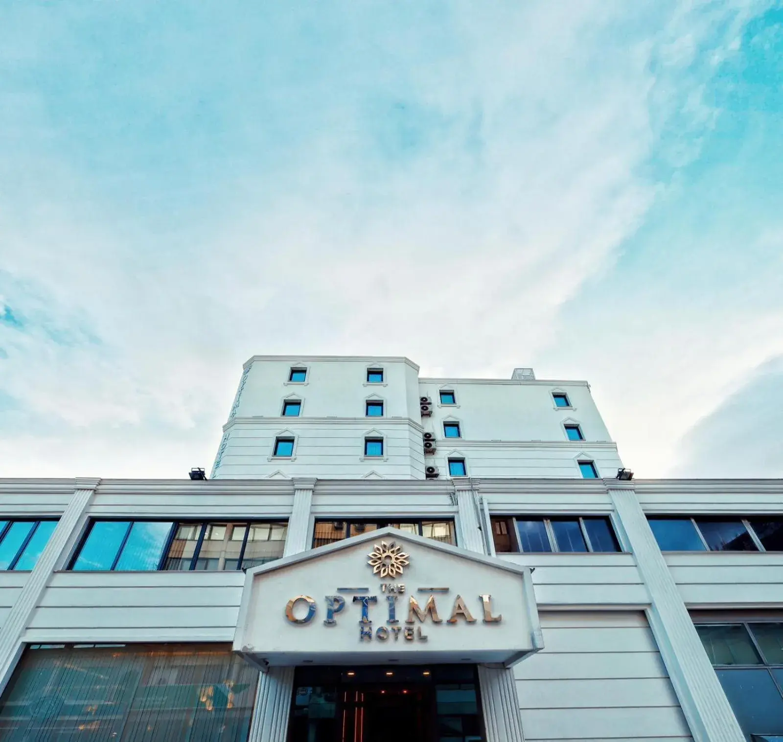 Property building in Optimal Hotel Property building in Optimal Hotel
