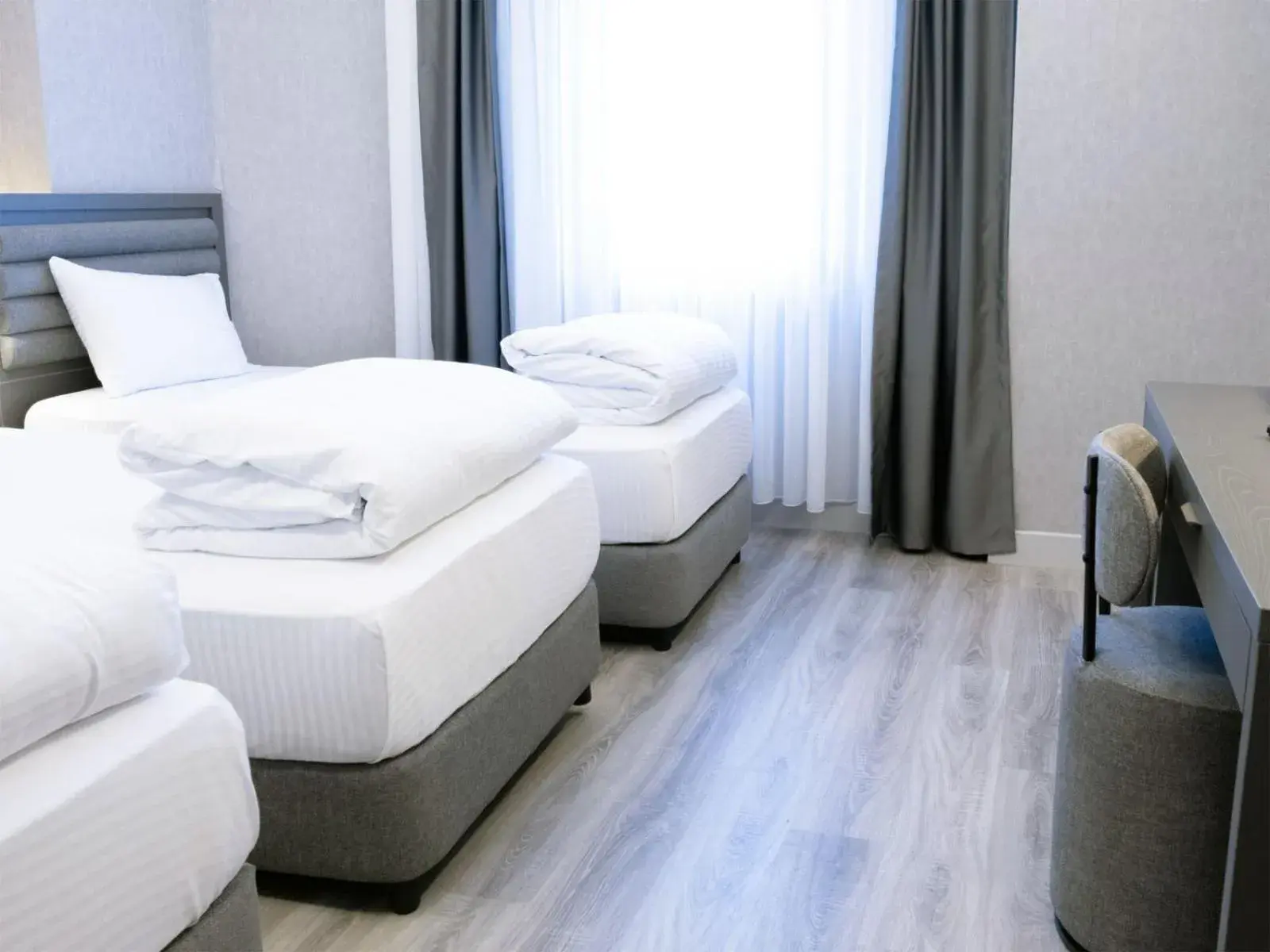 Bed in Optimal Hotel Bed in Optimal Hotel