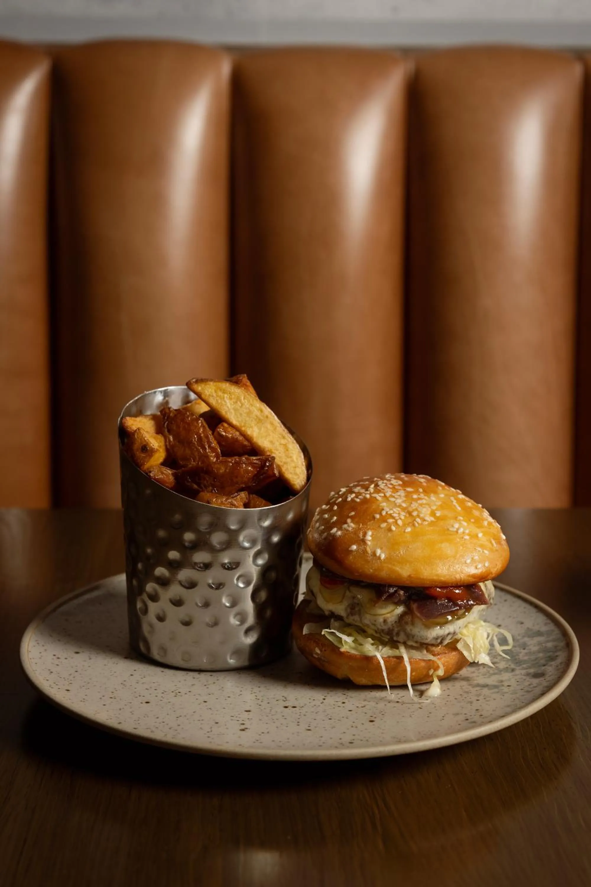 Restaurant/places to eat in The Station Hotel