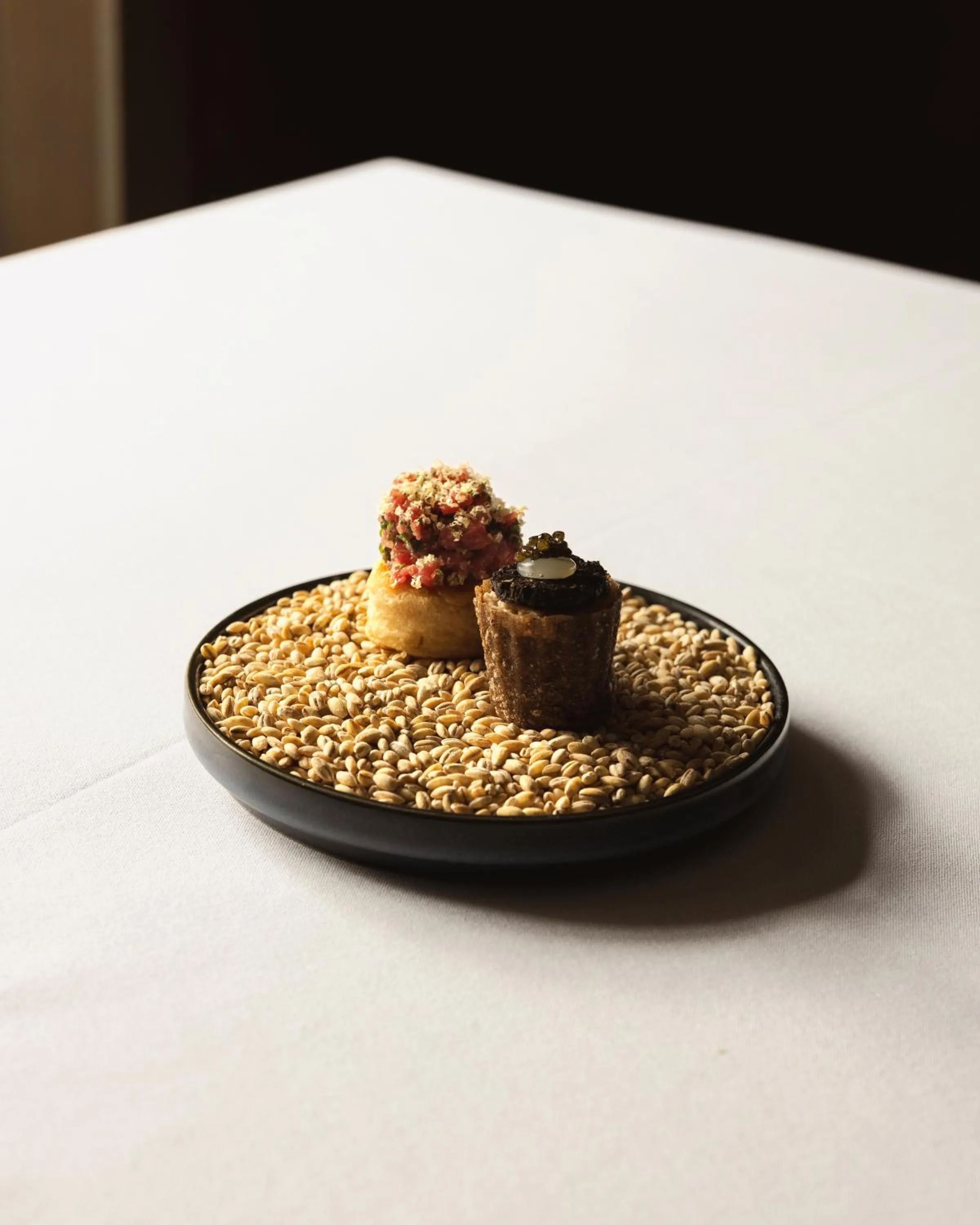 Restaurant/places to eat in The Station Hotel