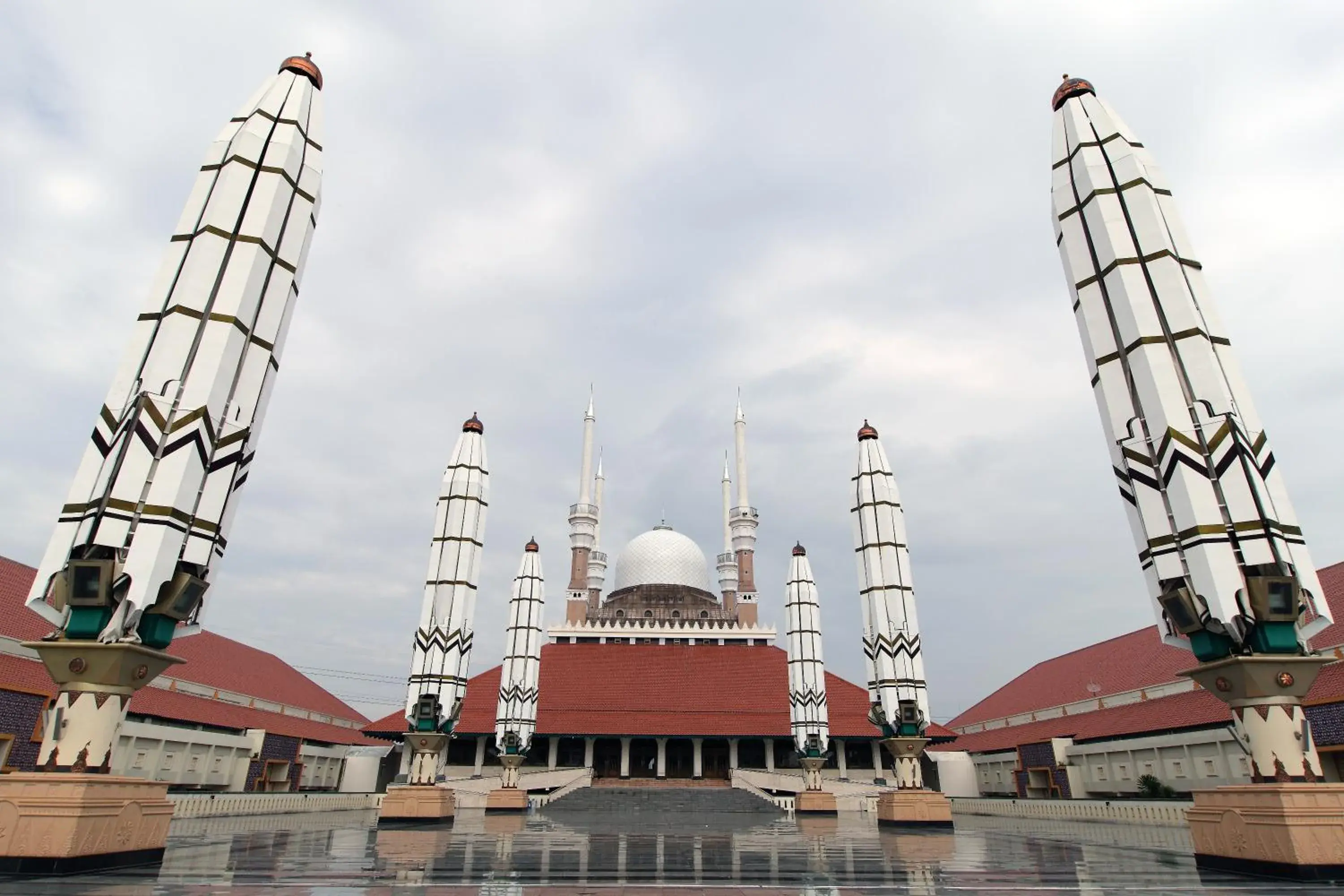 Nearby landmark in Amaris Simpang Lima