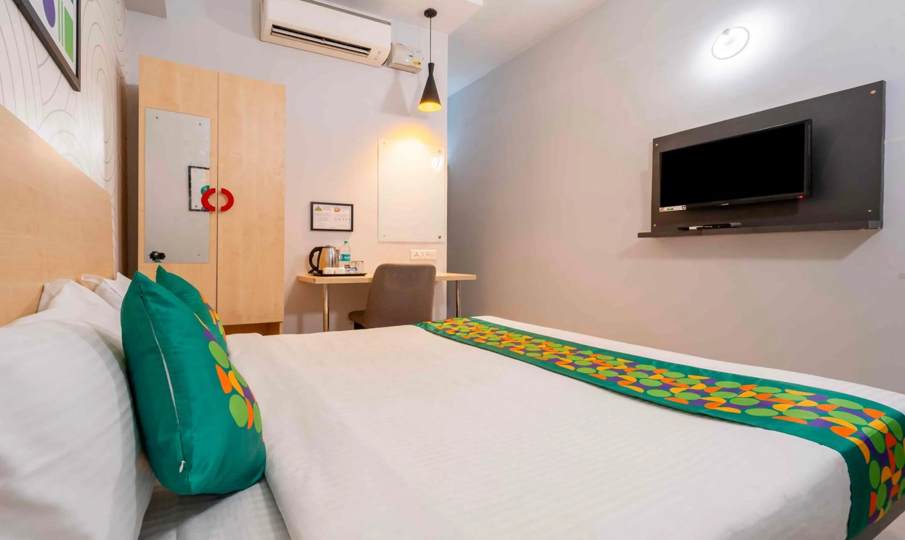 Bedroom, Bed in Treebo Skyry Residency