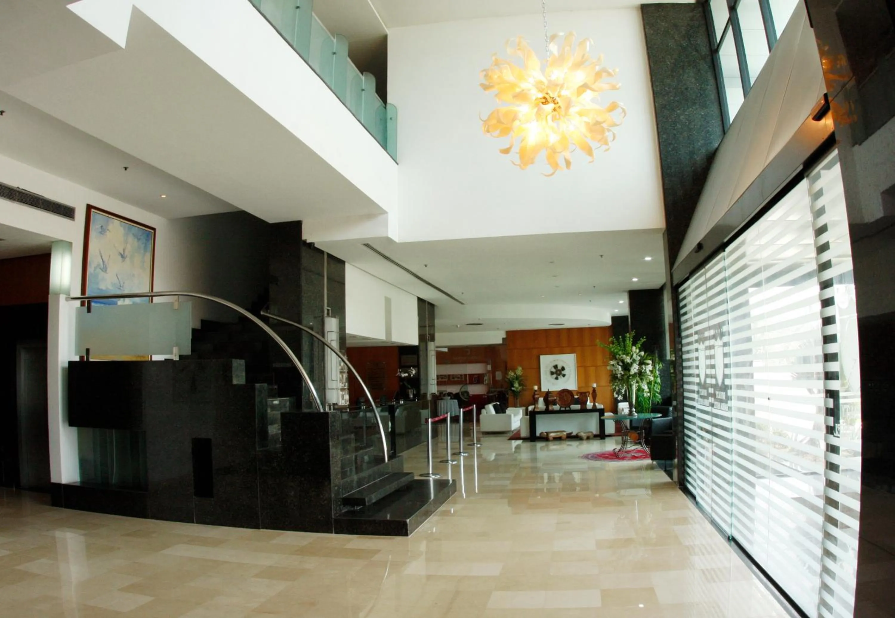 Lobby or reception in Royalty Barra Hotel