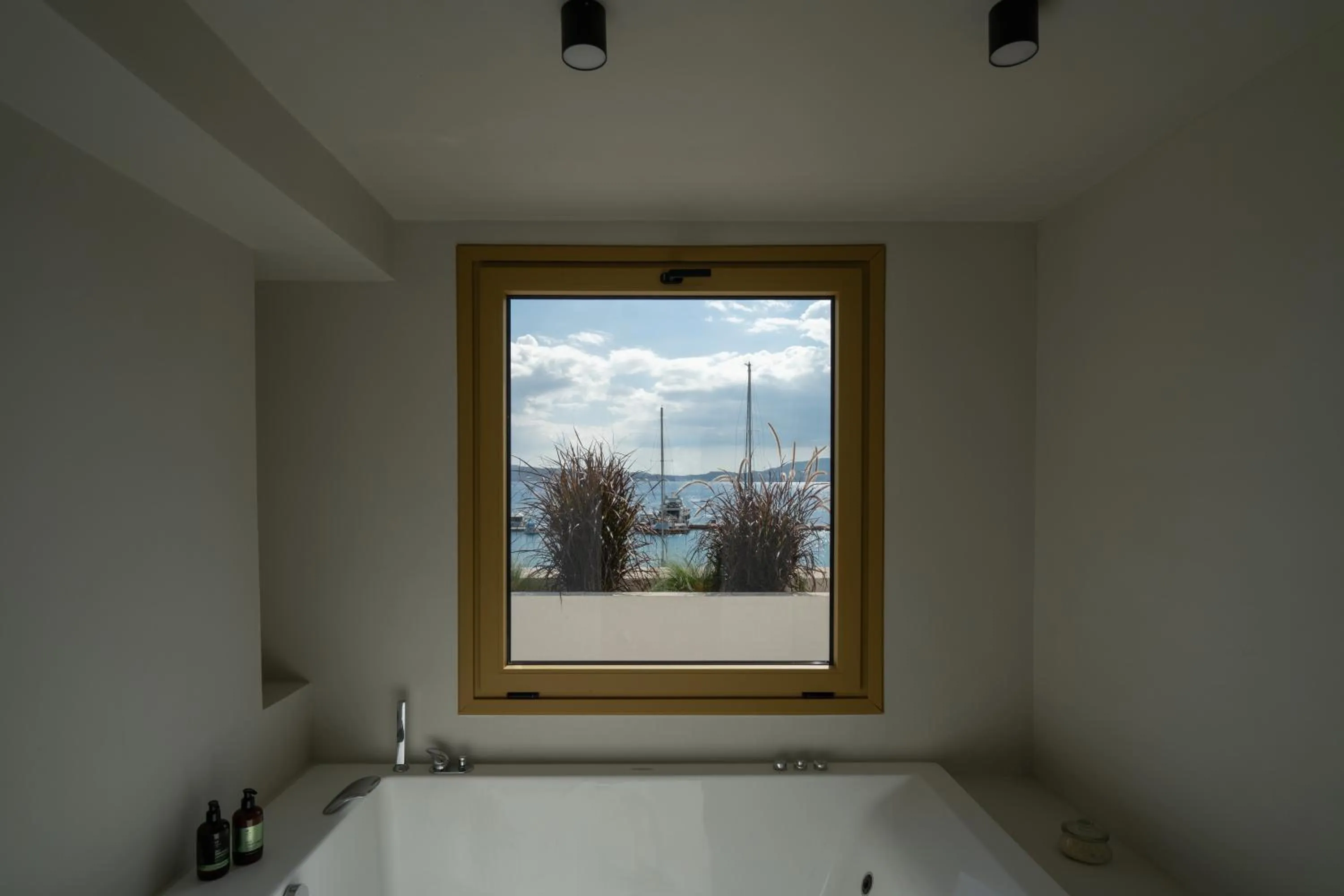 Portiani Suites