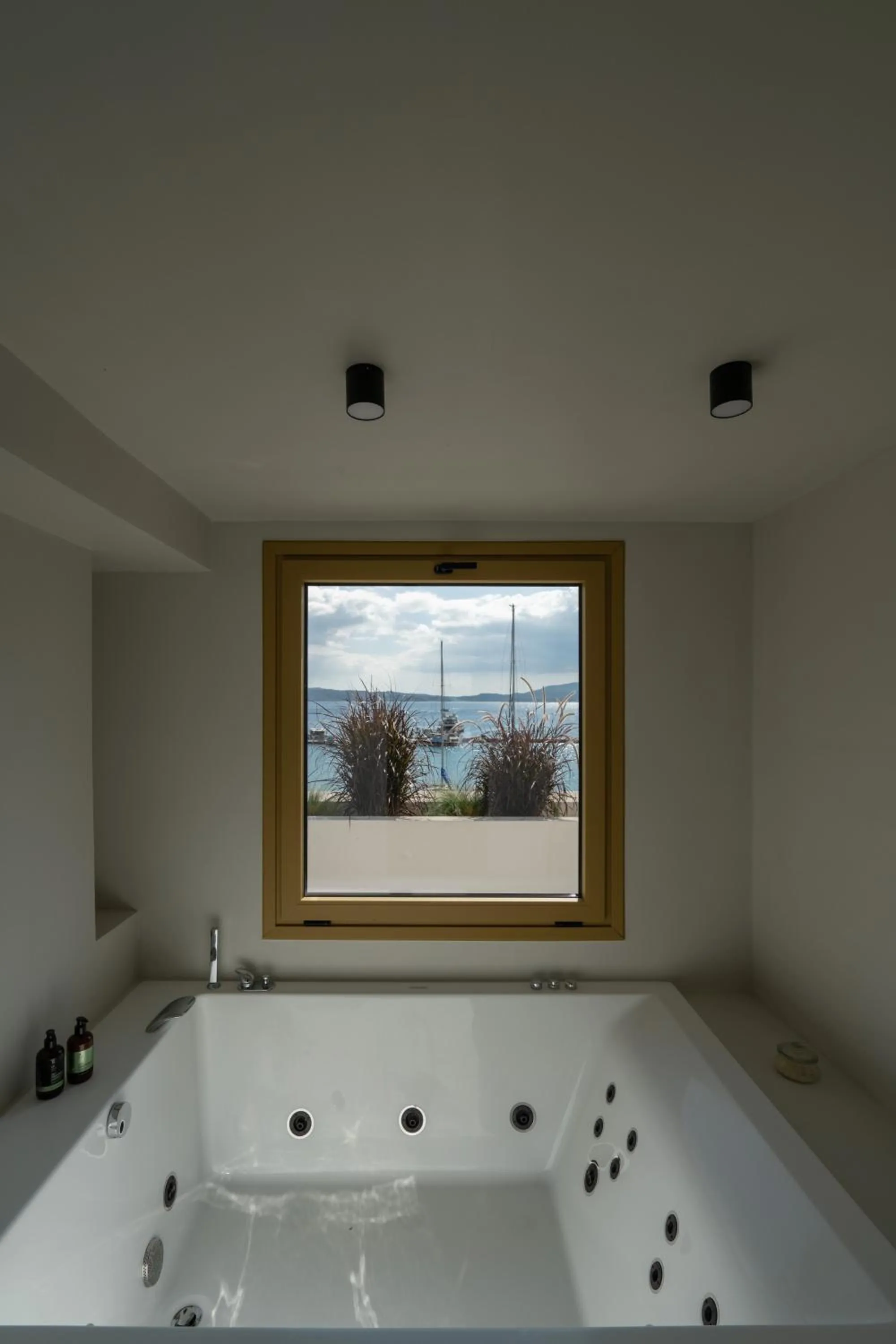 Portiani Suites
