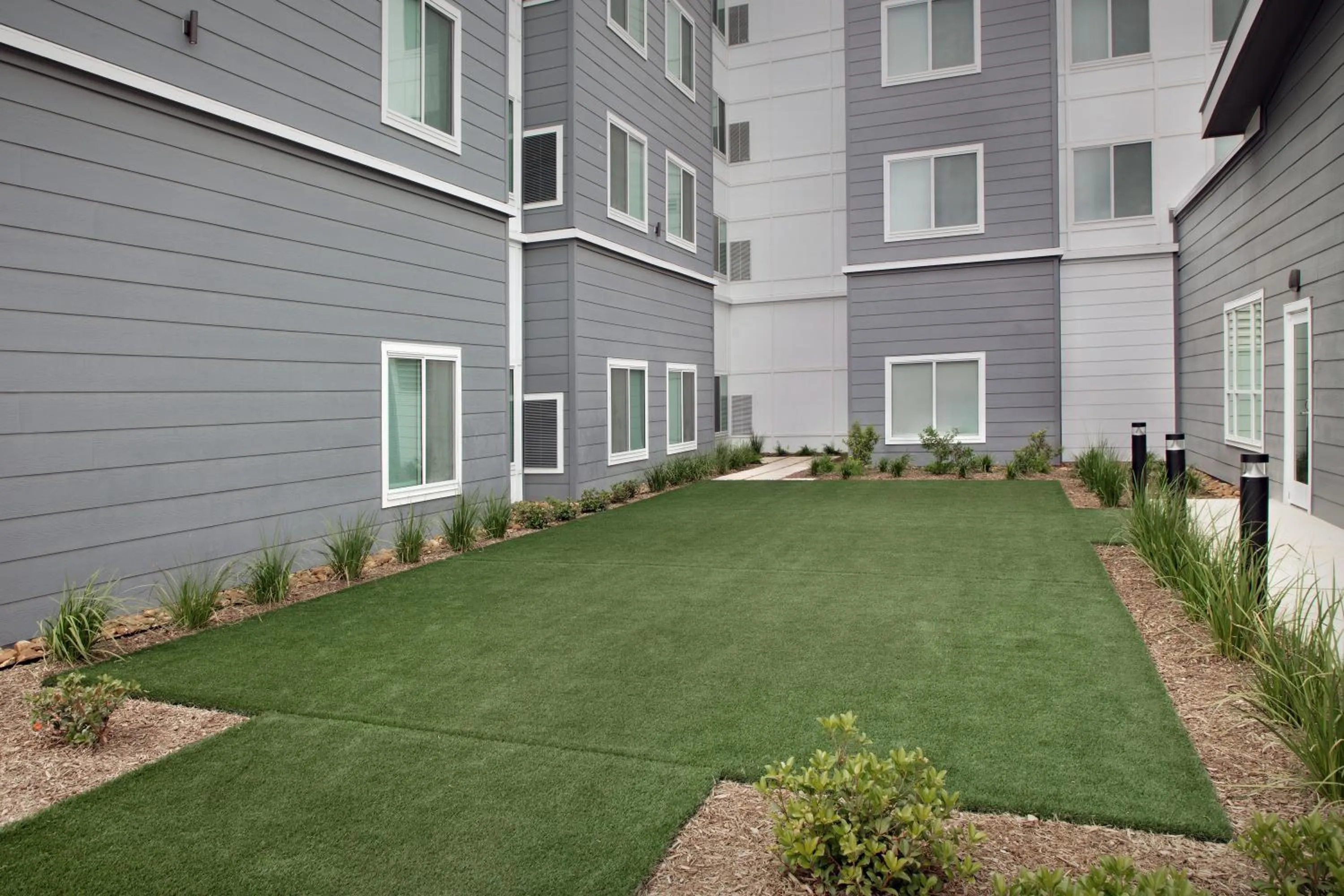 Property building in Residence Inn by Marriott San Antonio SeaWorld /Westover Hills