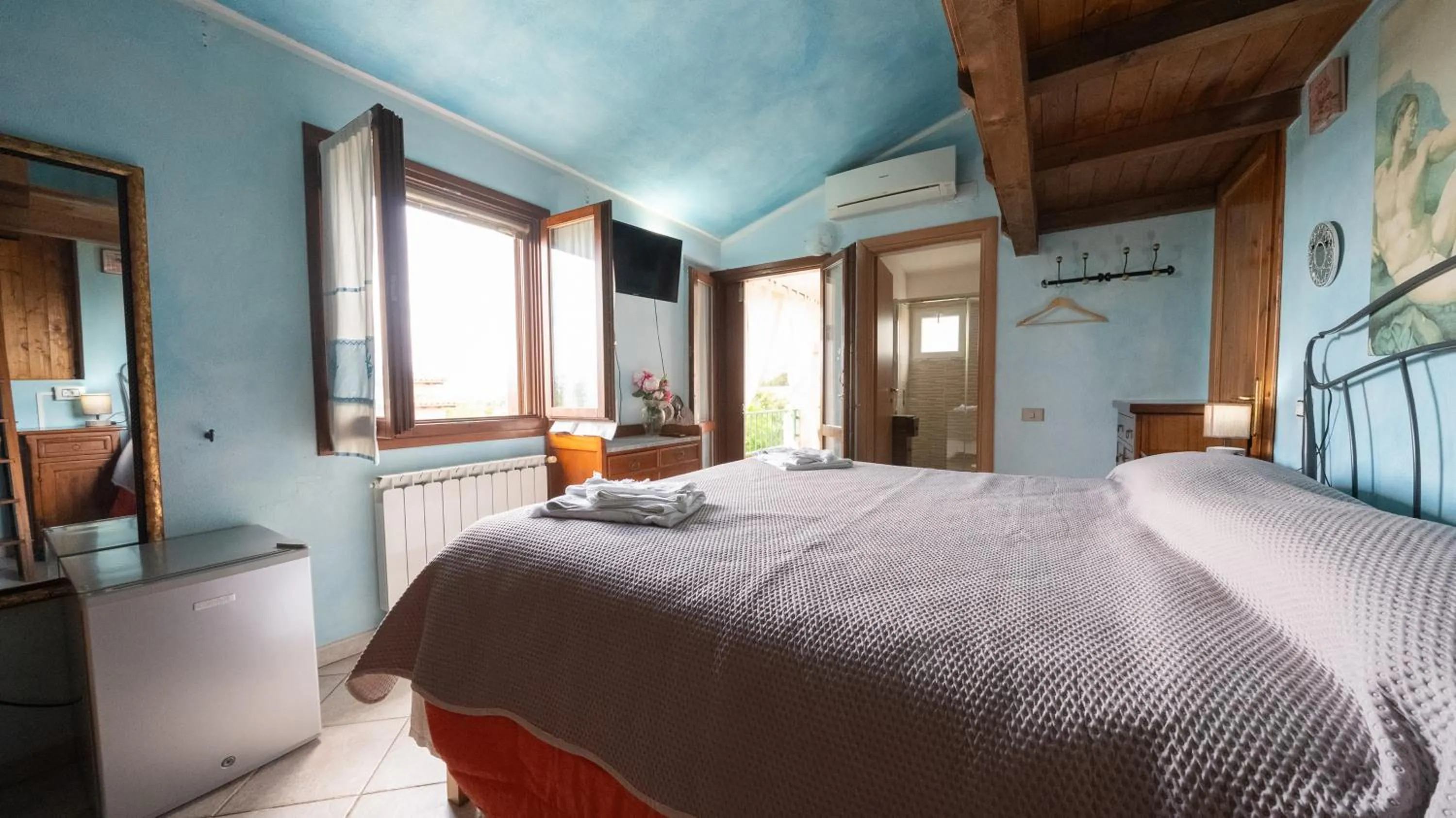 Photo of the whole room, Bed in Da Teresa