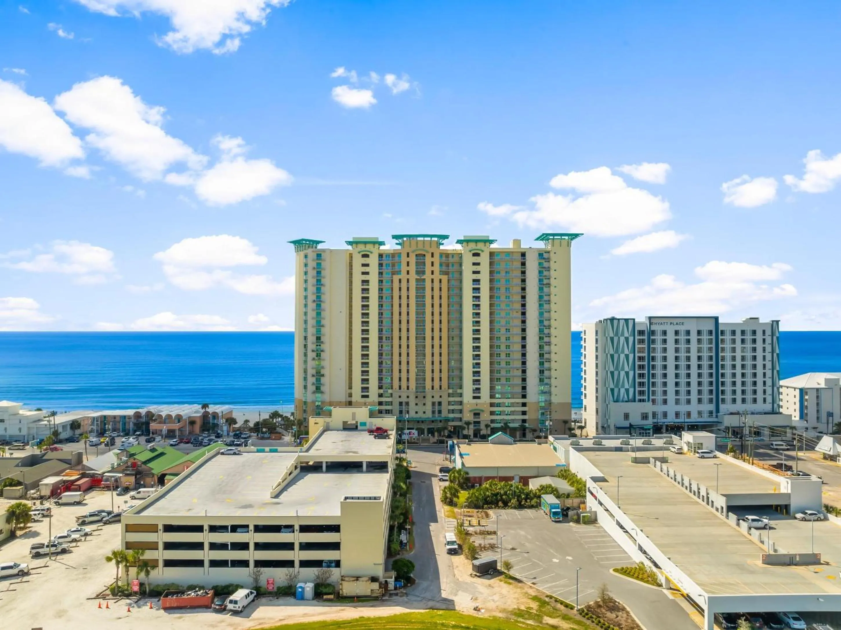 Property building in Aqua Beach Resort by Panhandle Getaways