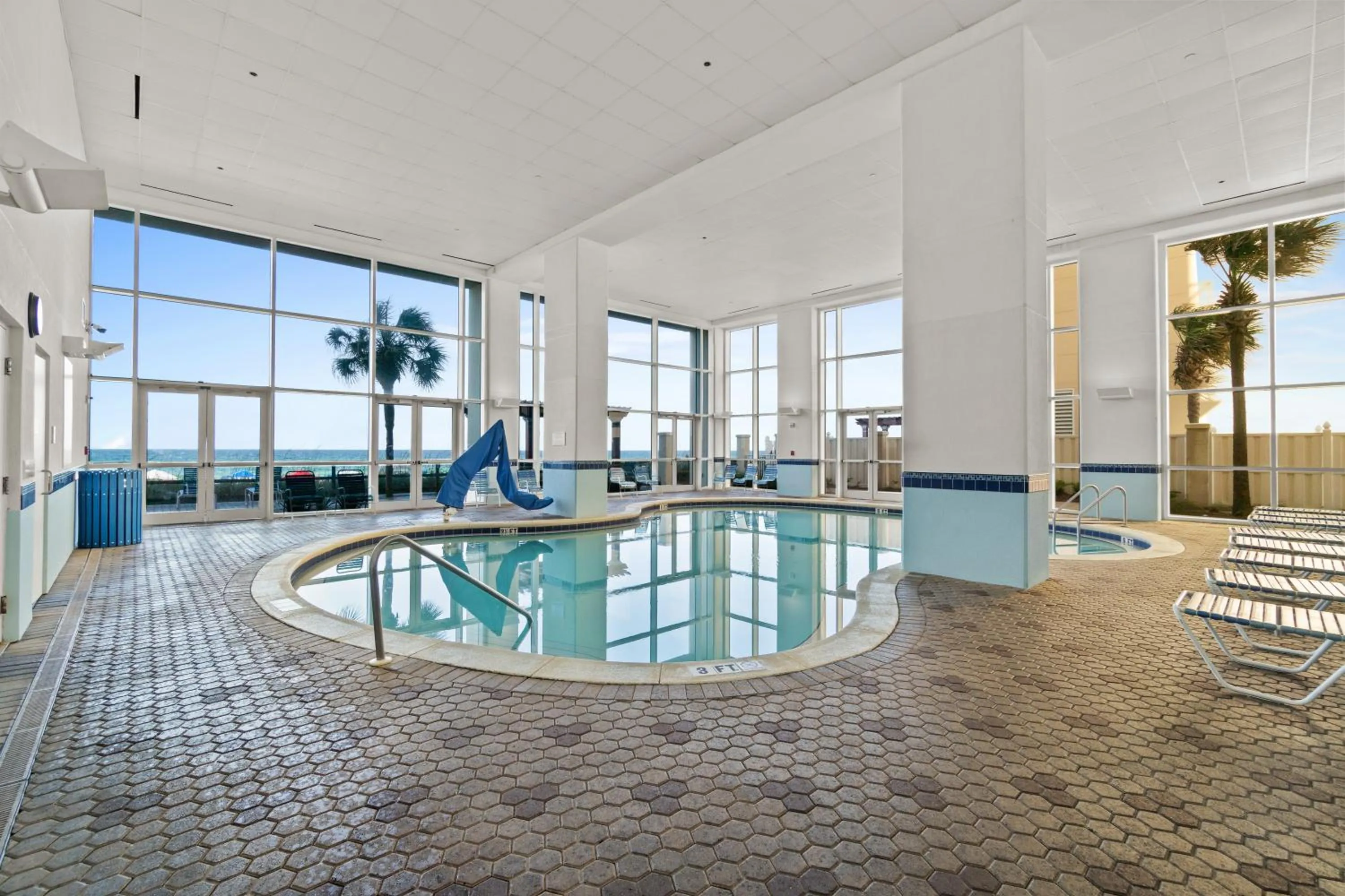 Balcony/Terrace in Majestic Beach Resort Tower I by Panhandle Getaways